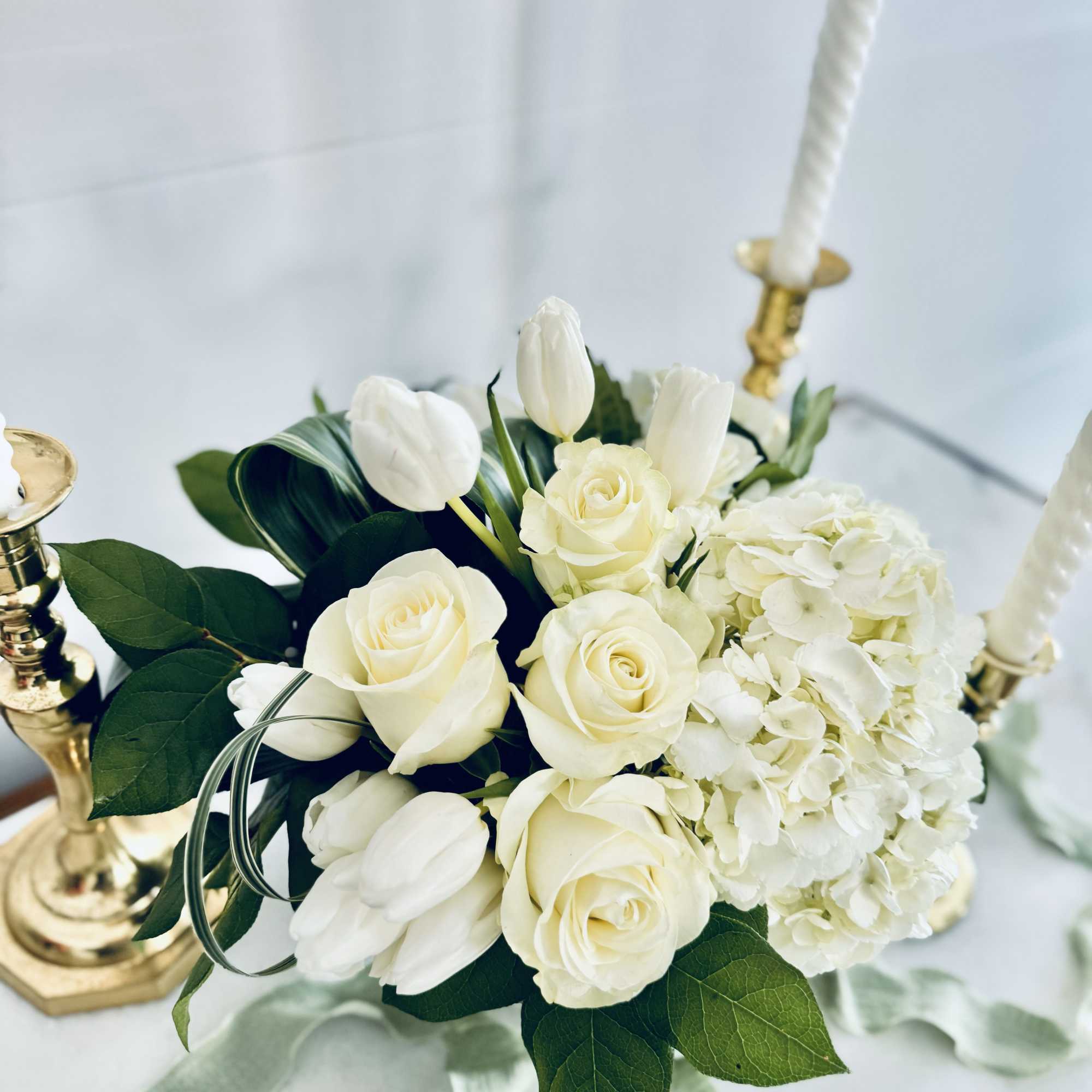 TULIPS MAY BE SUBSTITUED WHEN NOT IN SEASON*

The Aspen arrangement is perfect