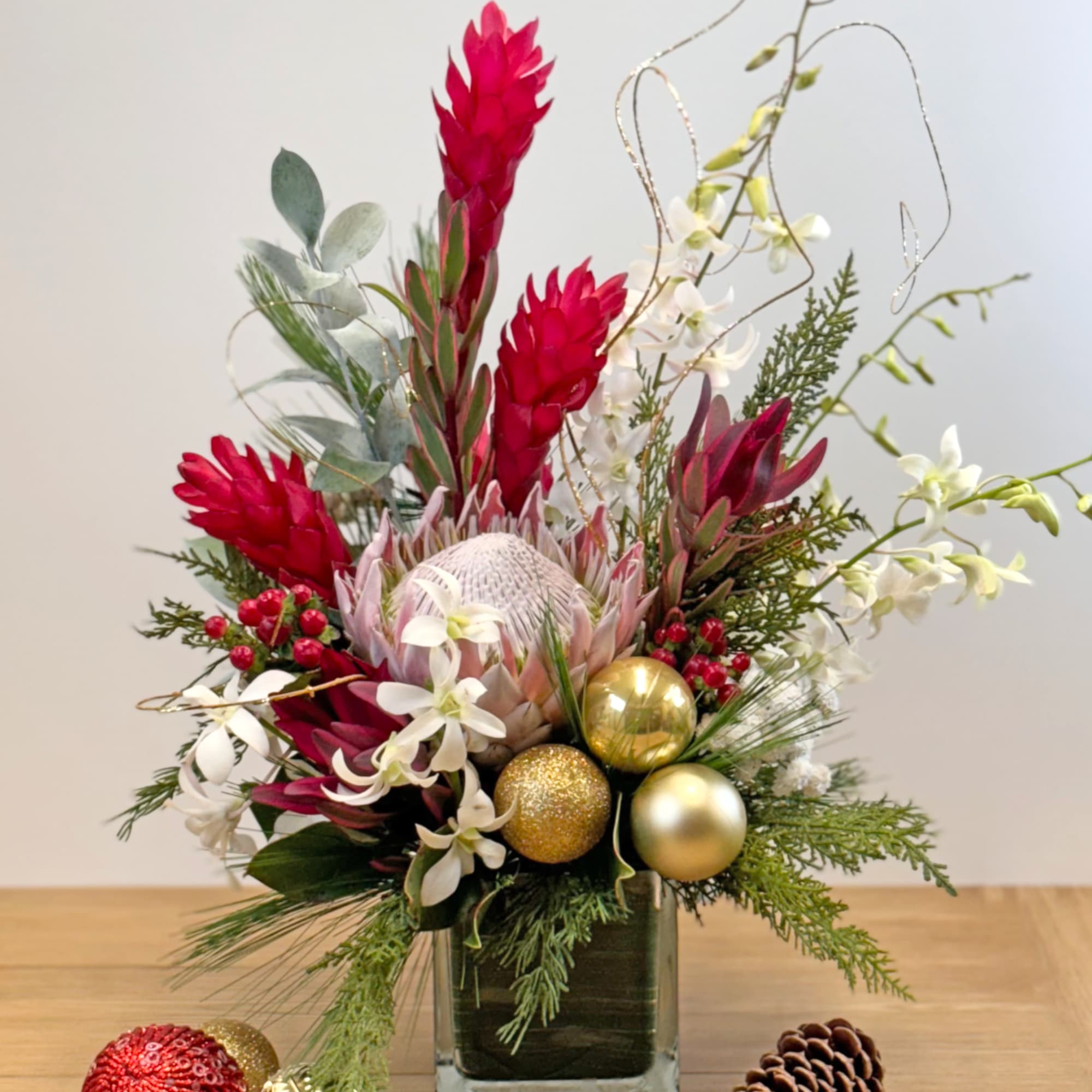 Contemporary Christmas Tropical Arrangement

Celebrate the holidays island style with our Contemporary Christmas