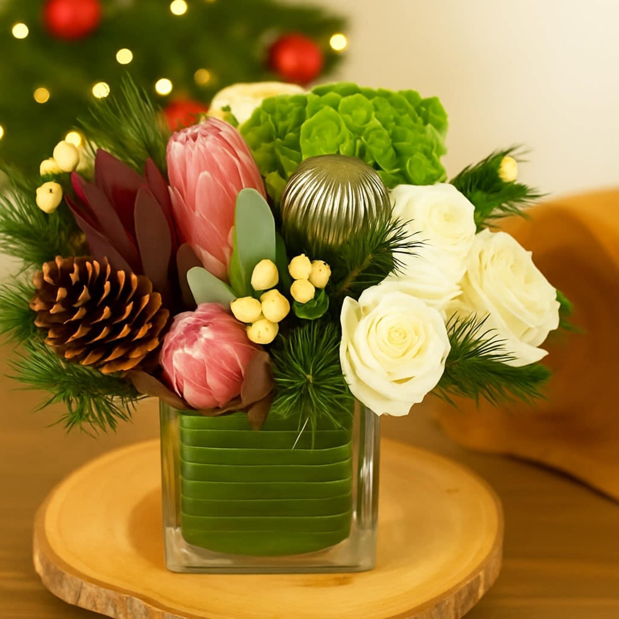 Featured Christmas Arrangement

Celebrate the Spirit of Aloha this holiday season with our