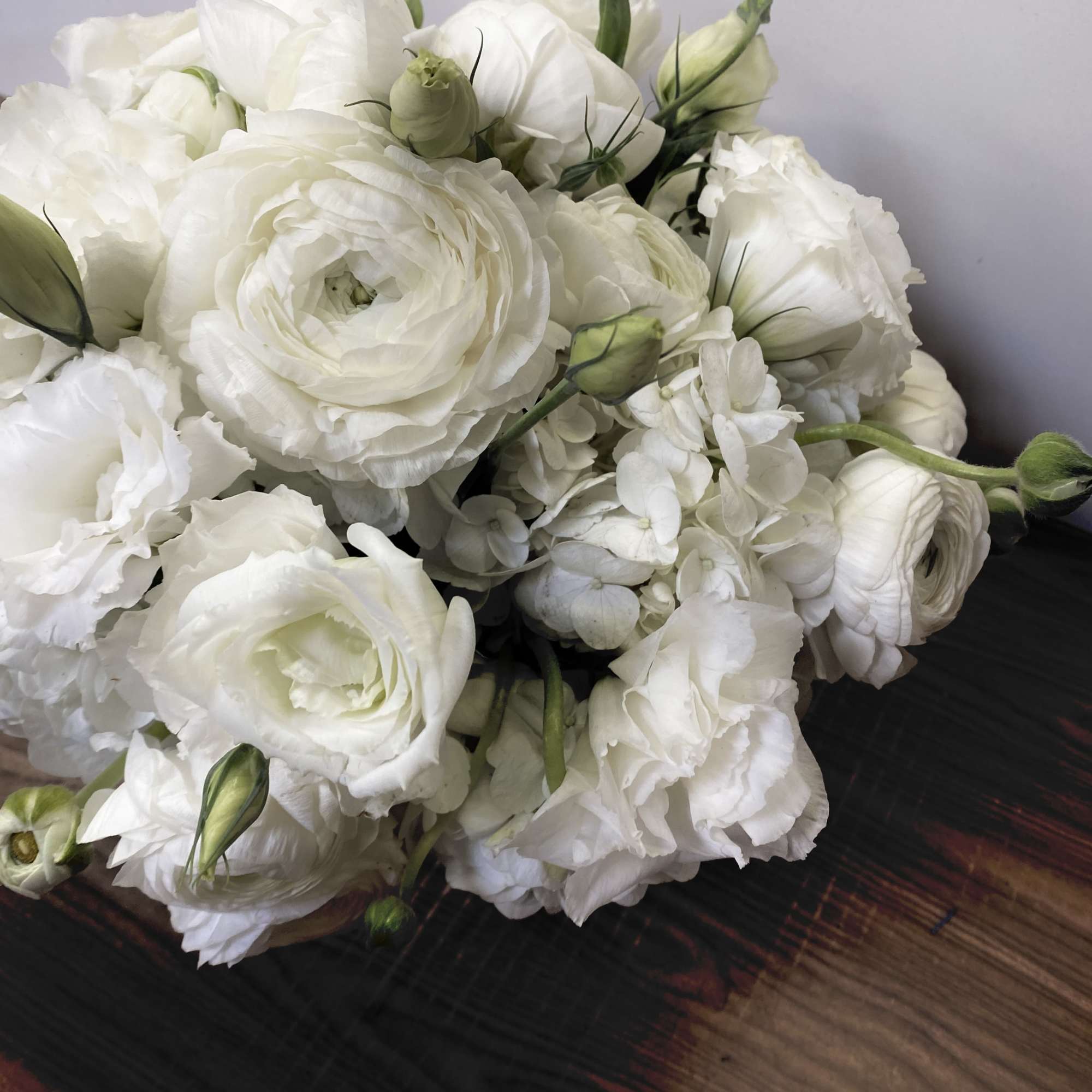 HAPPY ENDING | Jane's Roses
Pure Elegance from Your San Francisco Florist
Celebrate life&rsquo;s