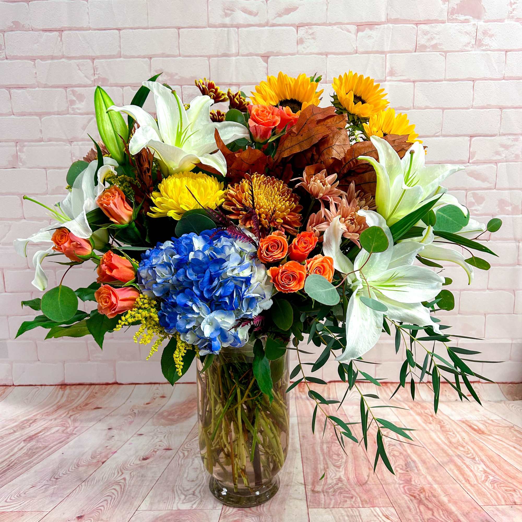 Celebrate the beauty of the season with our Autumn Radiance Bouquet &mdash;
