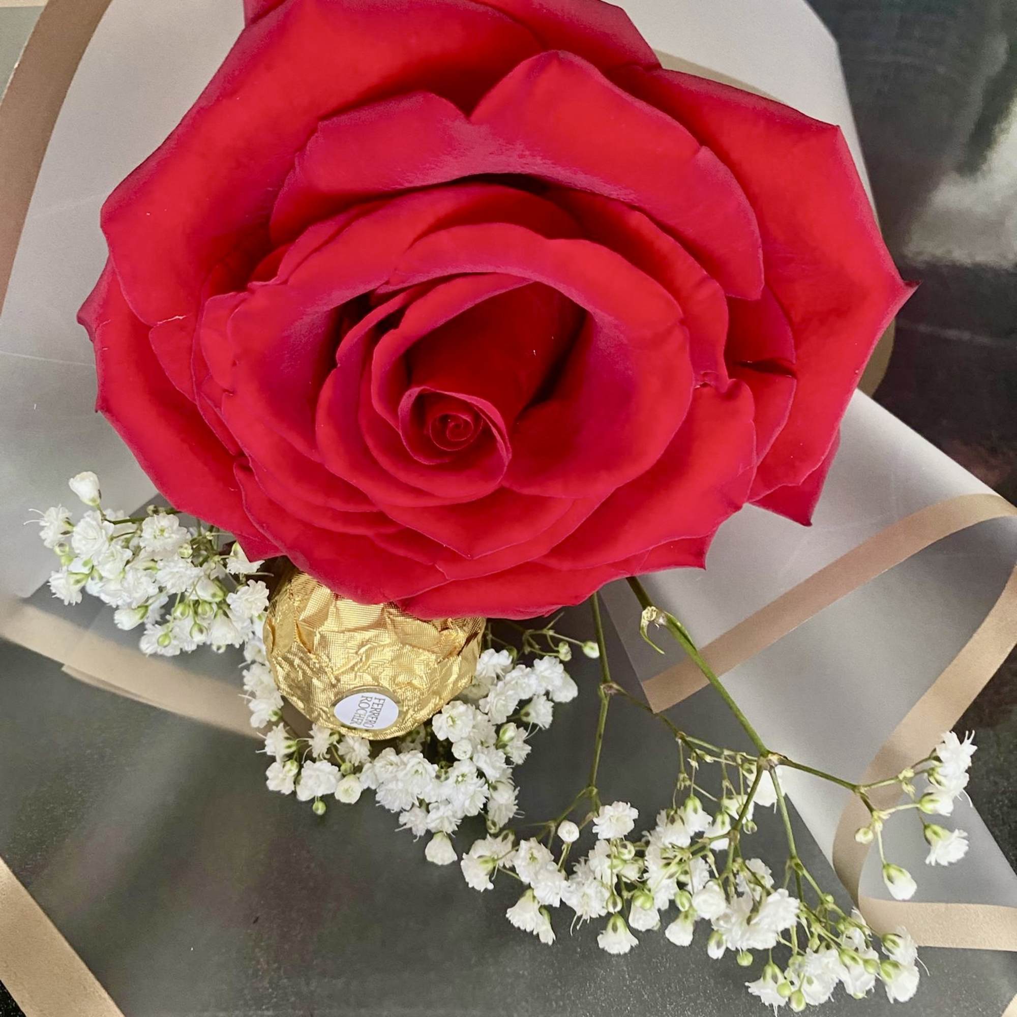 A perfect last minute gift or just to say "hello, I miss