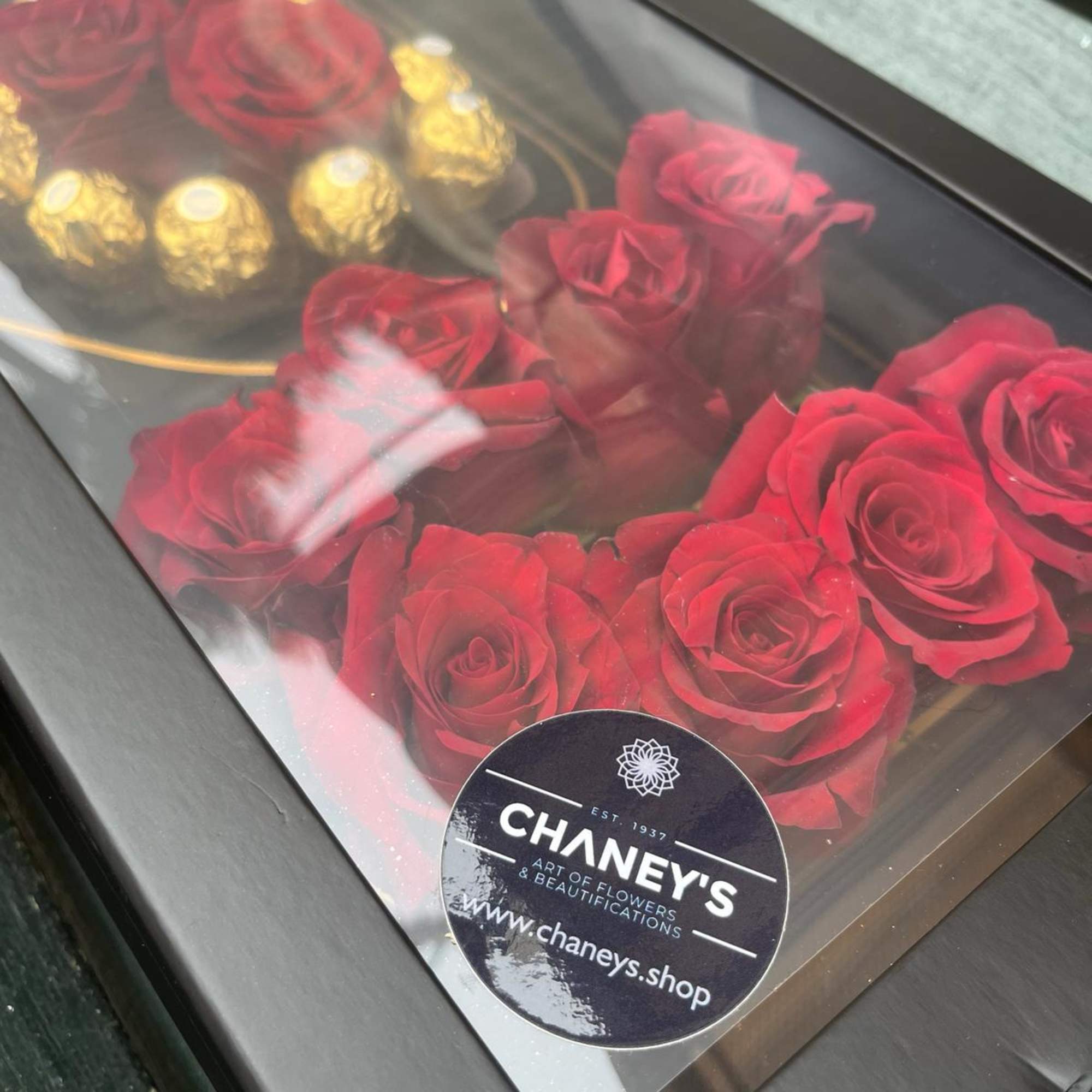 There is no better way to say "I Love You!" with fresh