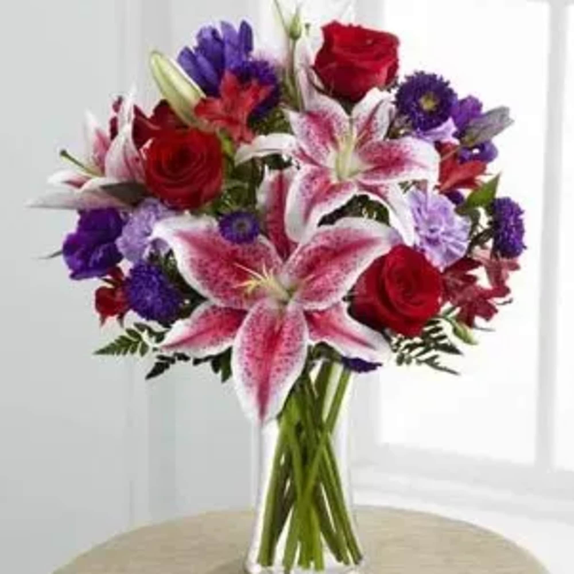 The Stunning Beauty Bouquet is an absolutely lovely way to send your