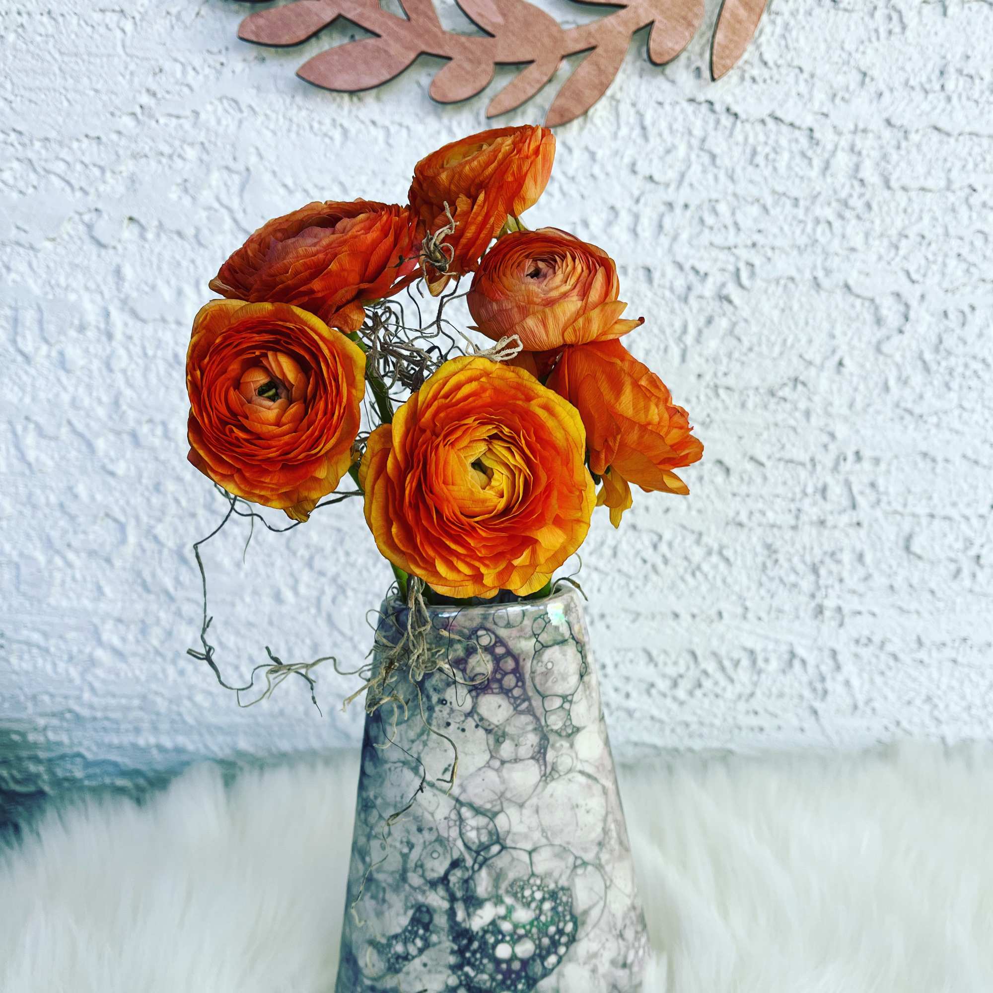 you can change to the color of your preference, just write in