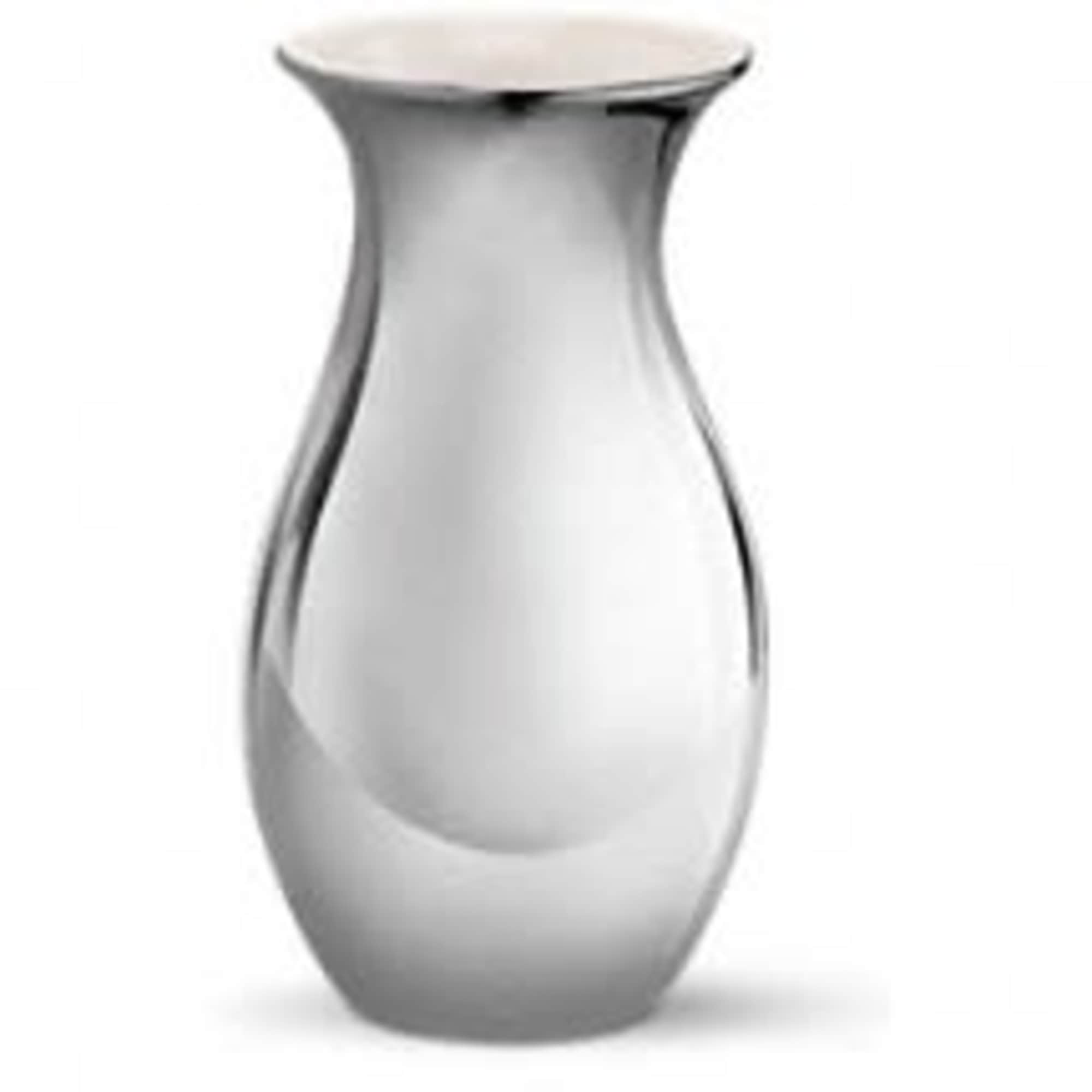 Surrender to the elegant, natural beauty of tulips. Red and pink tulips