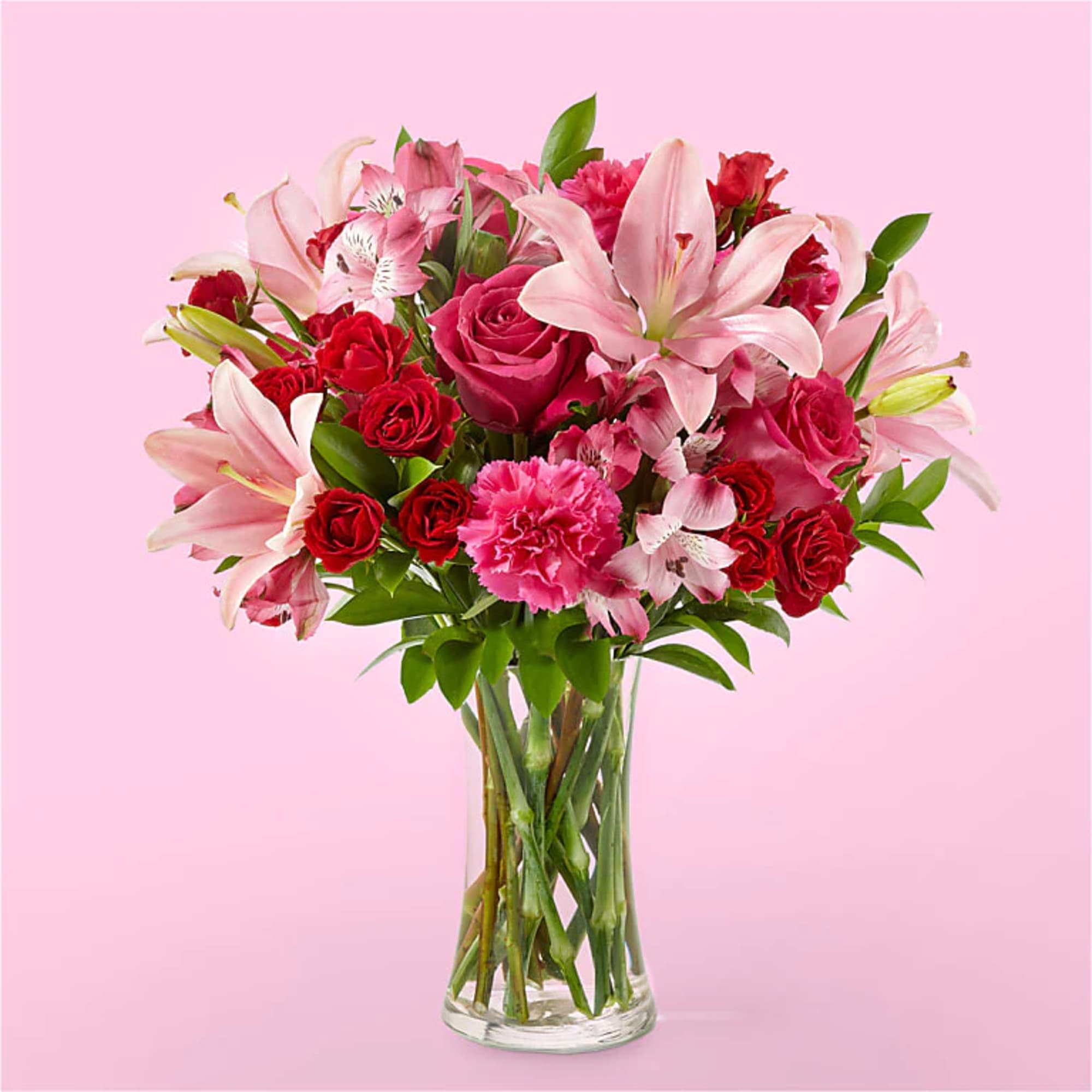 BERRY IN LOVE BOUQUET
Only the berry best for your love! Overflowing with