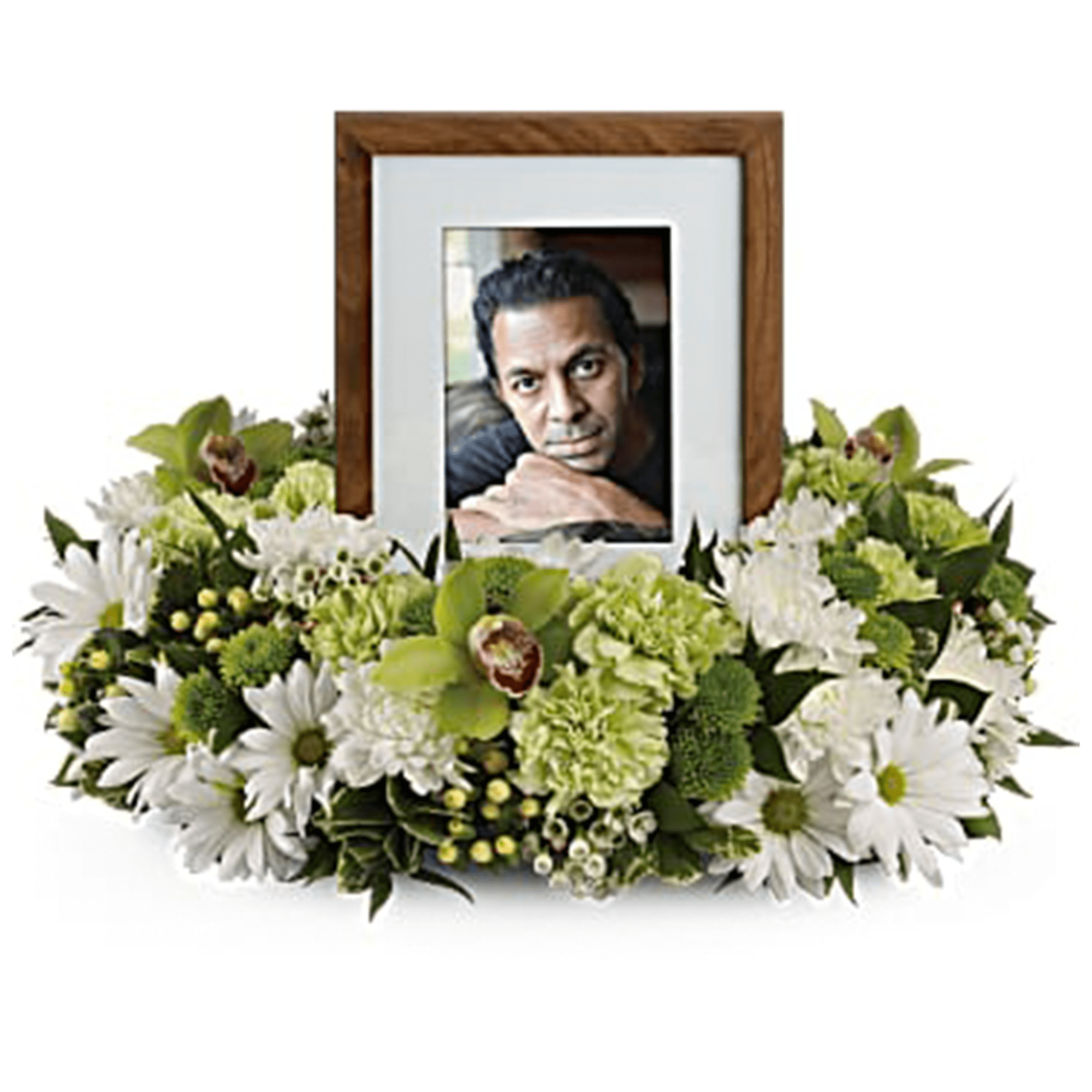 An exquisite round wreath with blooms inspired by the lasting impressions a