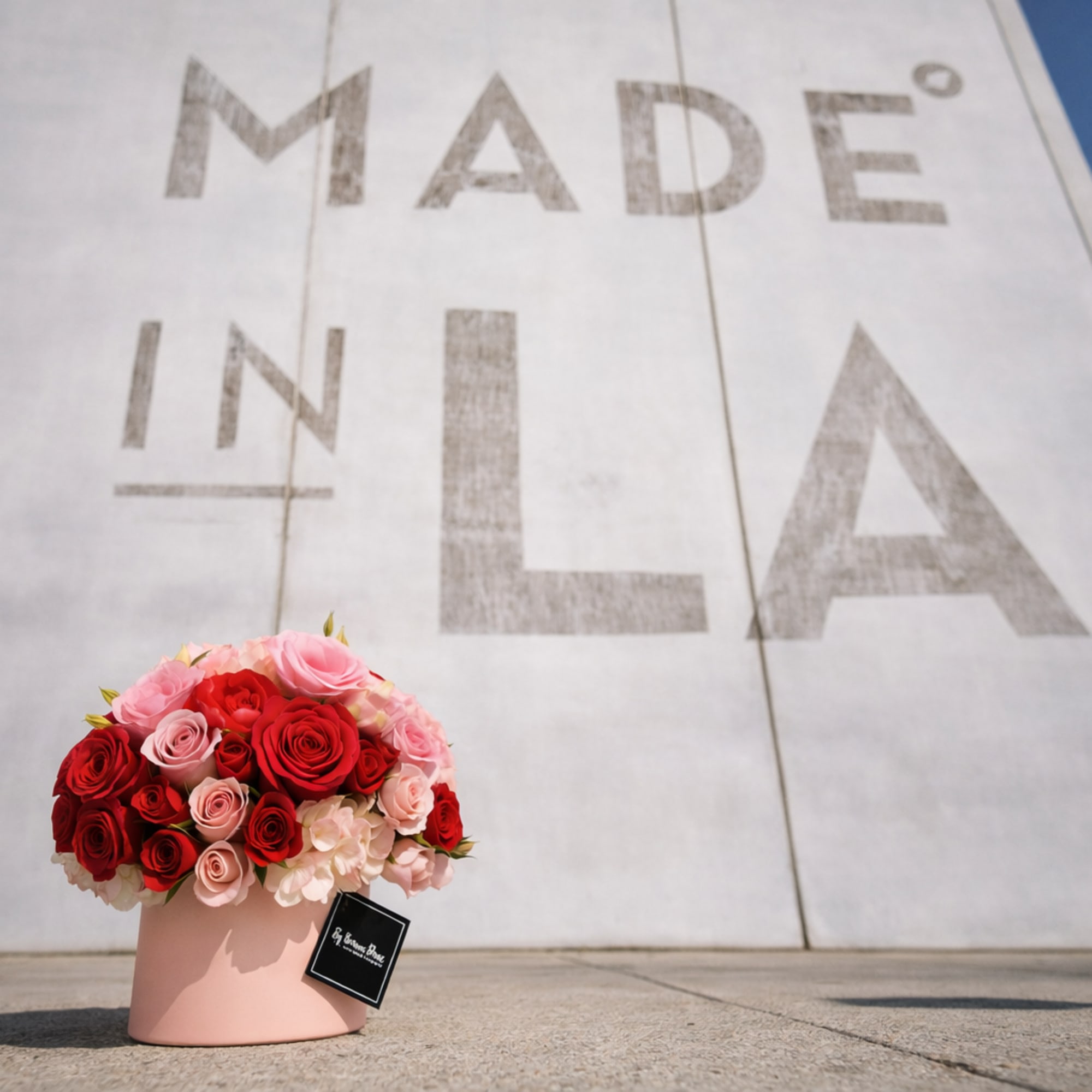 Pink Crush &ndash; Blush Pink Flower Arrangement
Fall in love at first sight