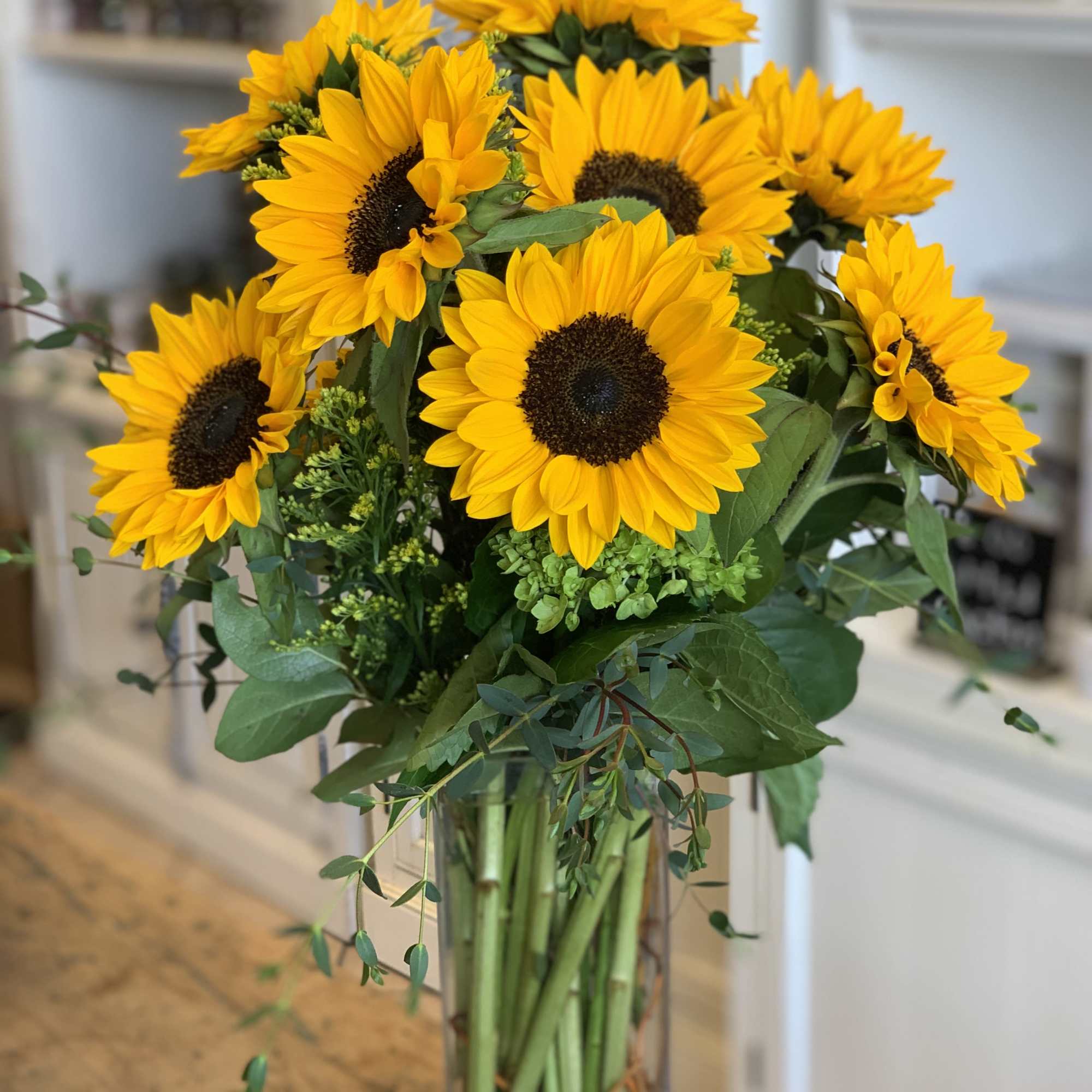 Sunflowers Sunrise in Rancho Santa Margarita, CA | Willow Garden Floral  Design and Gift Boutique LLC, image size:2000x2000