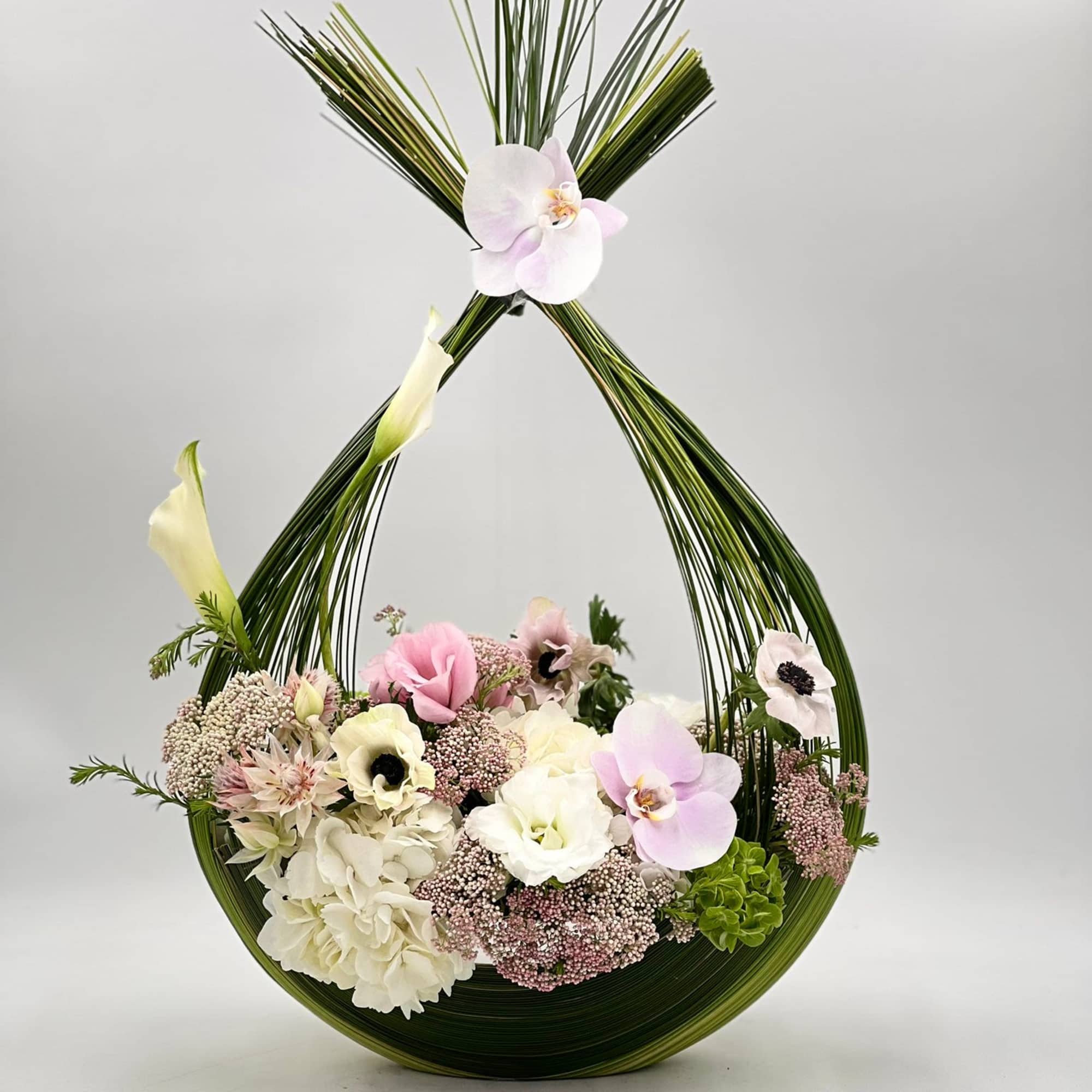 Ethernal Elegance in Glendale, CA | Kenneth Village Flowers