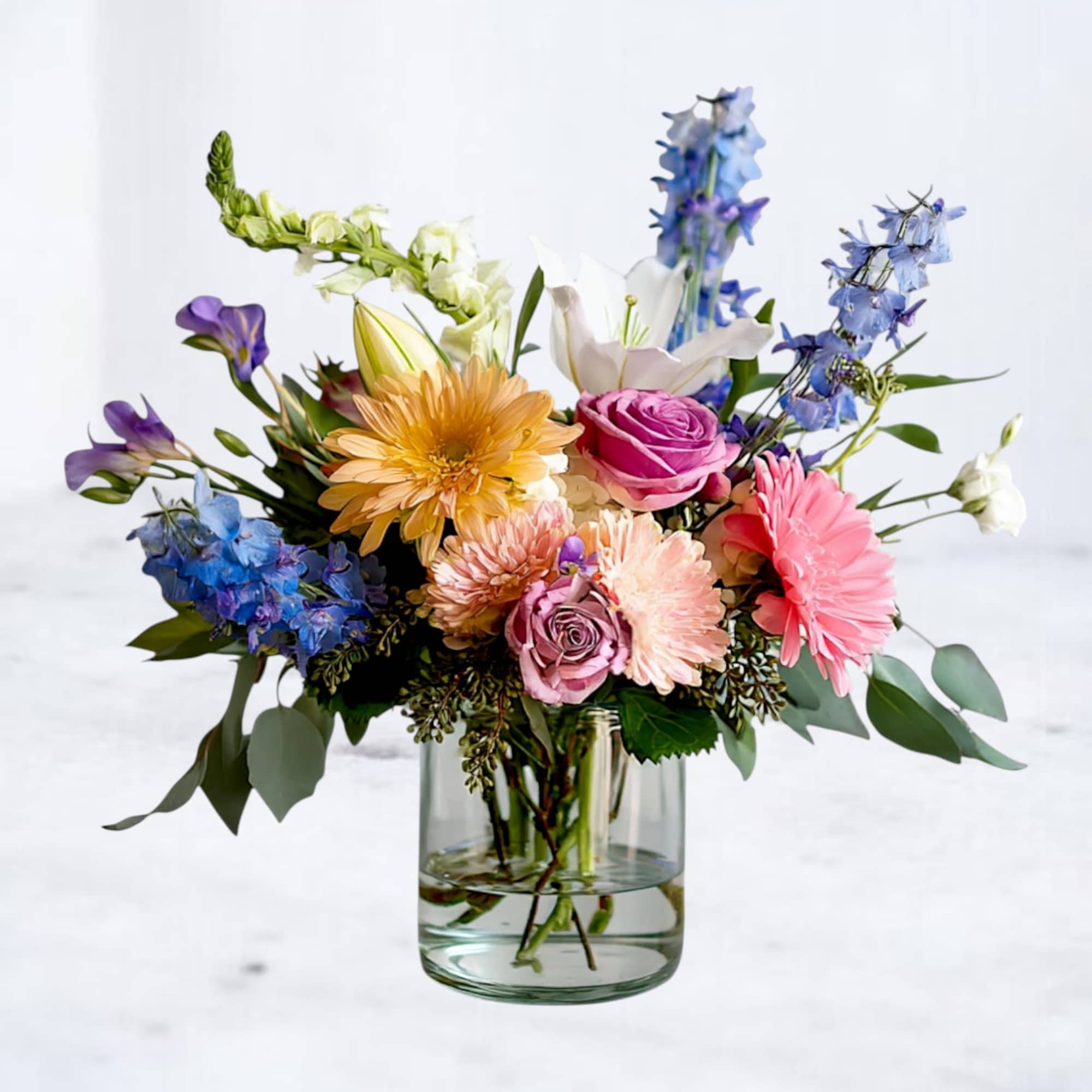 Open Horizon is a vibrant yet balanced floral arrangement designed with natural
