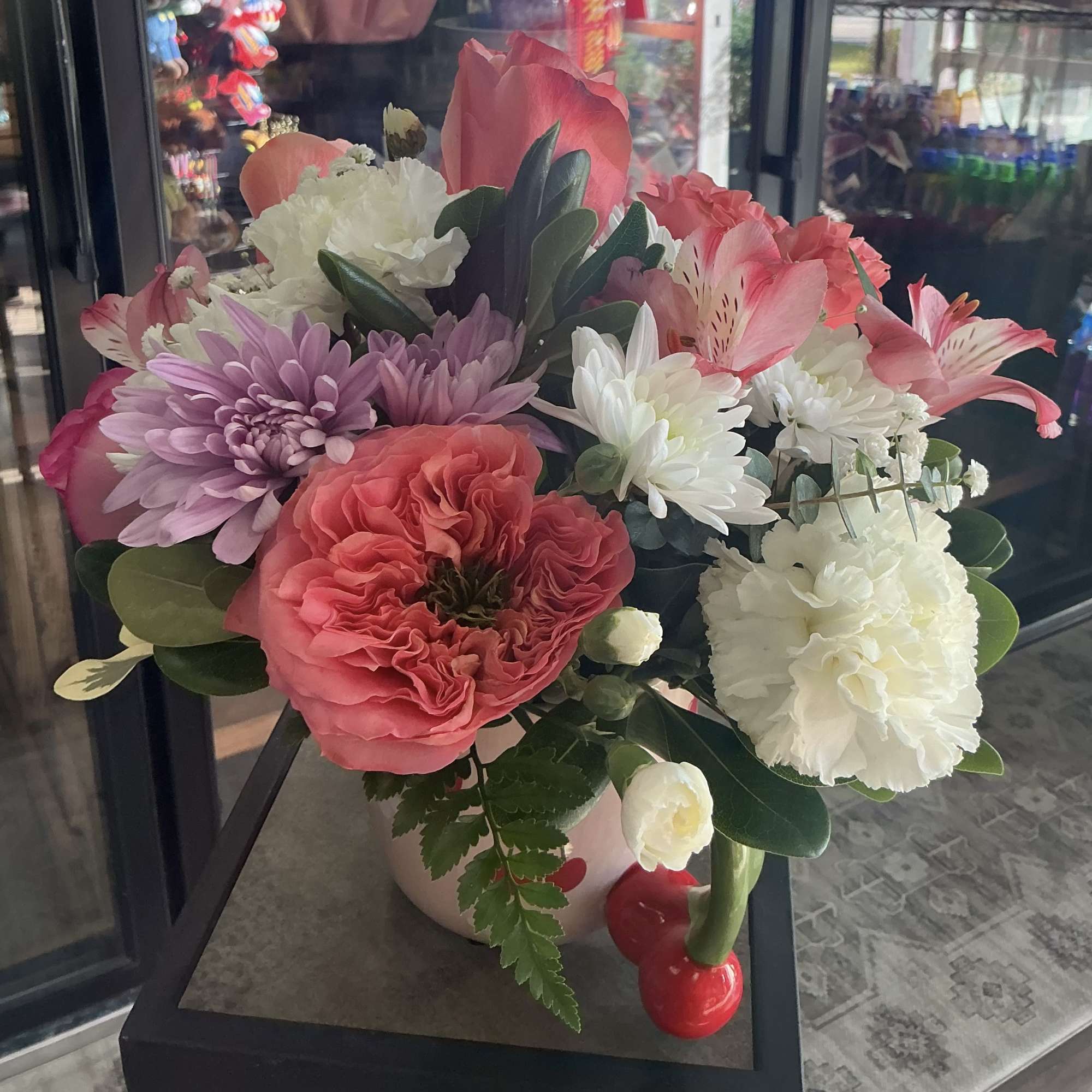 This cute and elegant bouquet is a simple way to say i