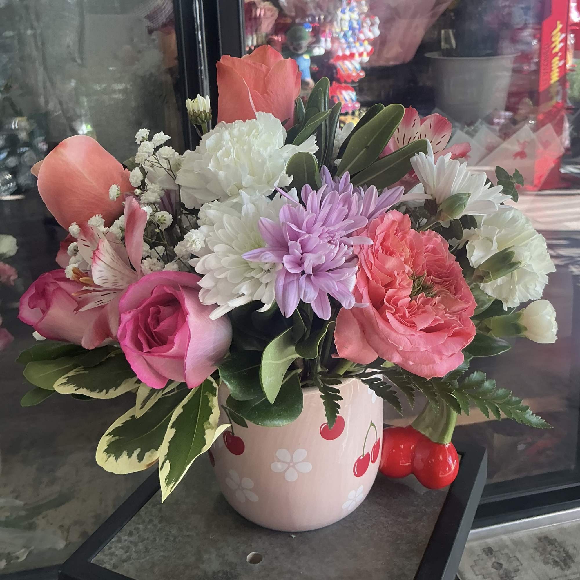 This cute and elegant bouquet is a simple way to say i