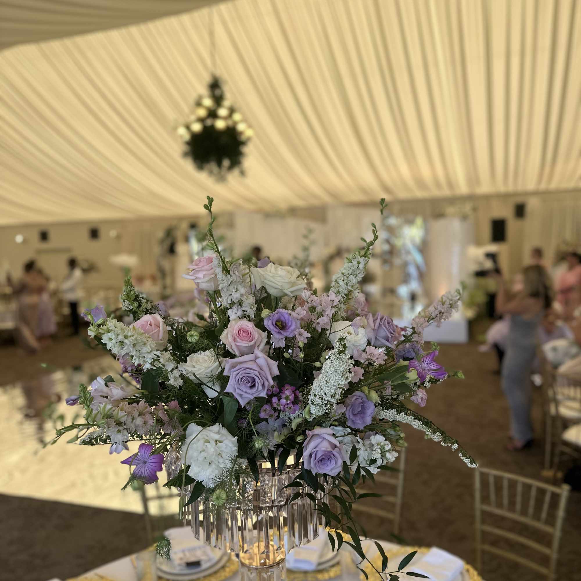 An elegant ,high -end centerpiece  designed for luxury events and refined