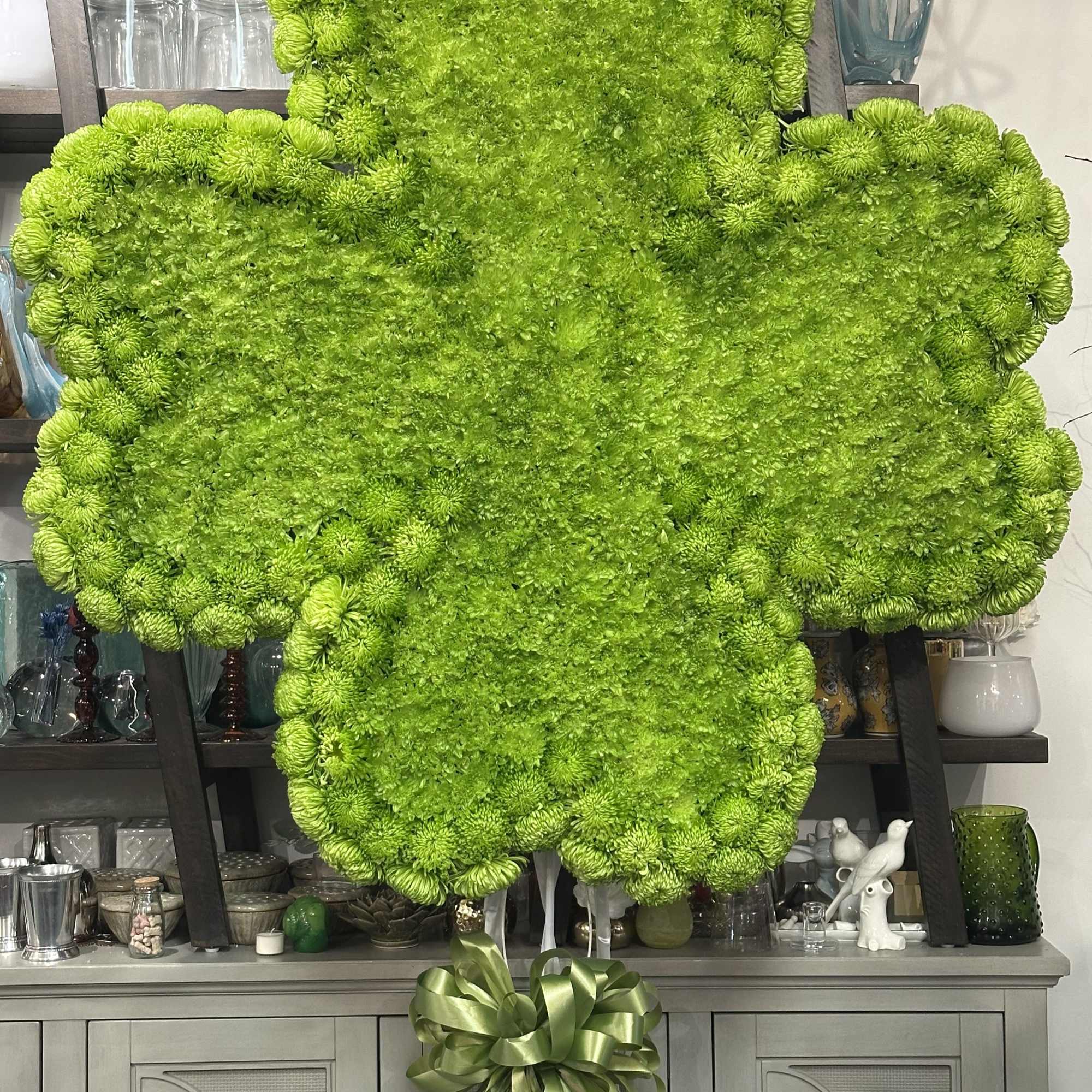 a large green clover leaf for a funeral