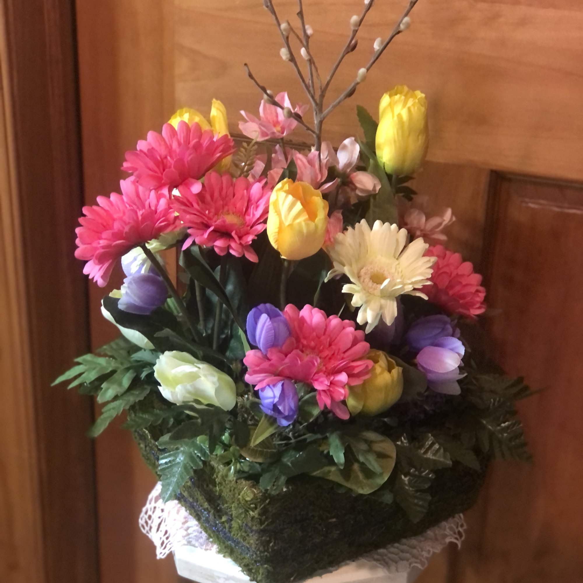 Spring Garden is created entirely from permanent silk blooms. Everlasting Spring is