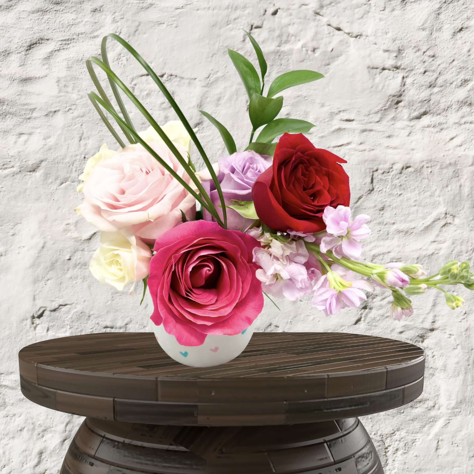 Celebrate the season of love with Cupid&rsquo;s Keepsake, a charming and compact