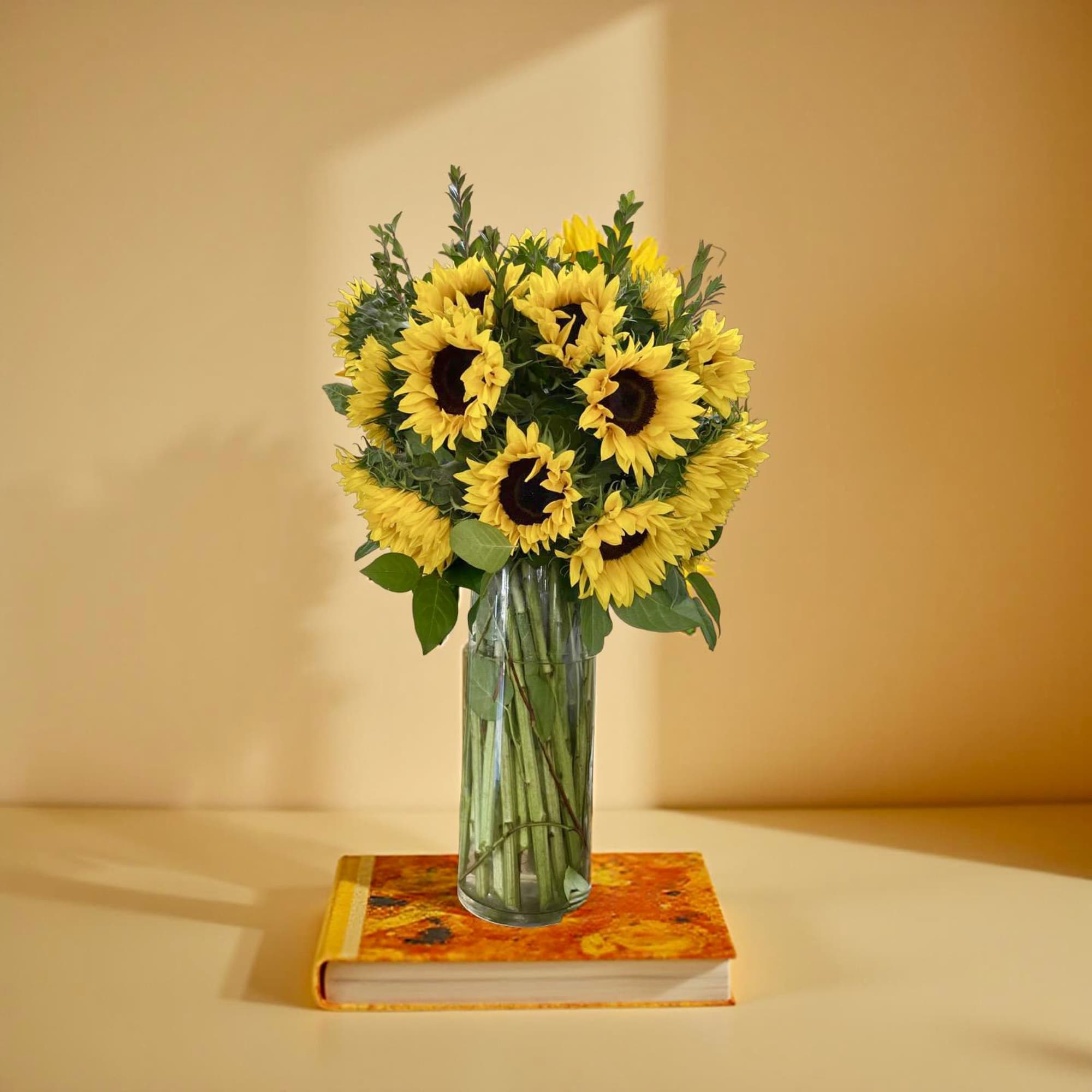 Brighten any room with this stunning Sunny Day Delights bouquet. Bursting with