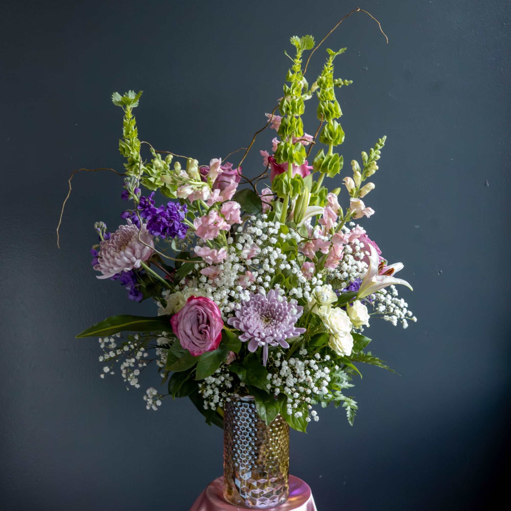 Celebrate love in full bloom with Sweetheart, a lush and elegant Valentine&rsquo;s