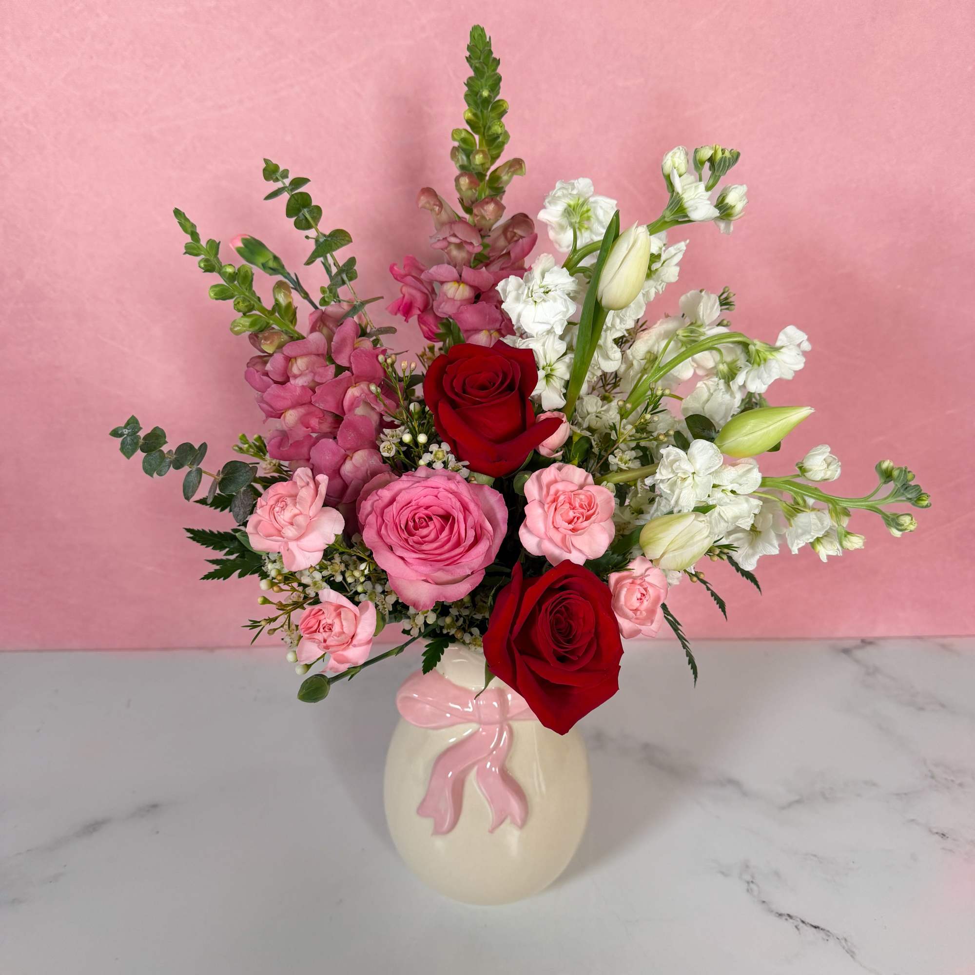 Everything you could want for Valentine's Day, all tied up in a