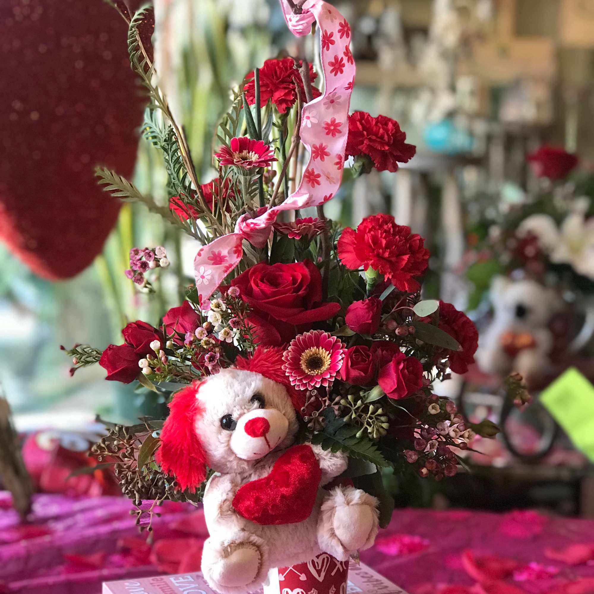 This is perfect for the coffee and flower lovers in your life!