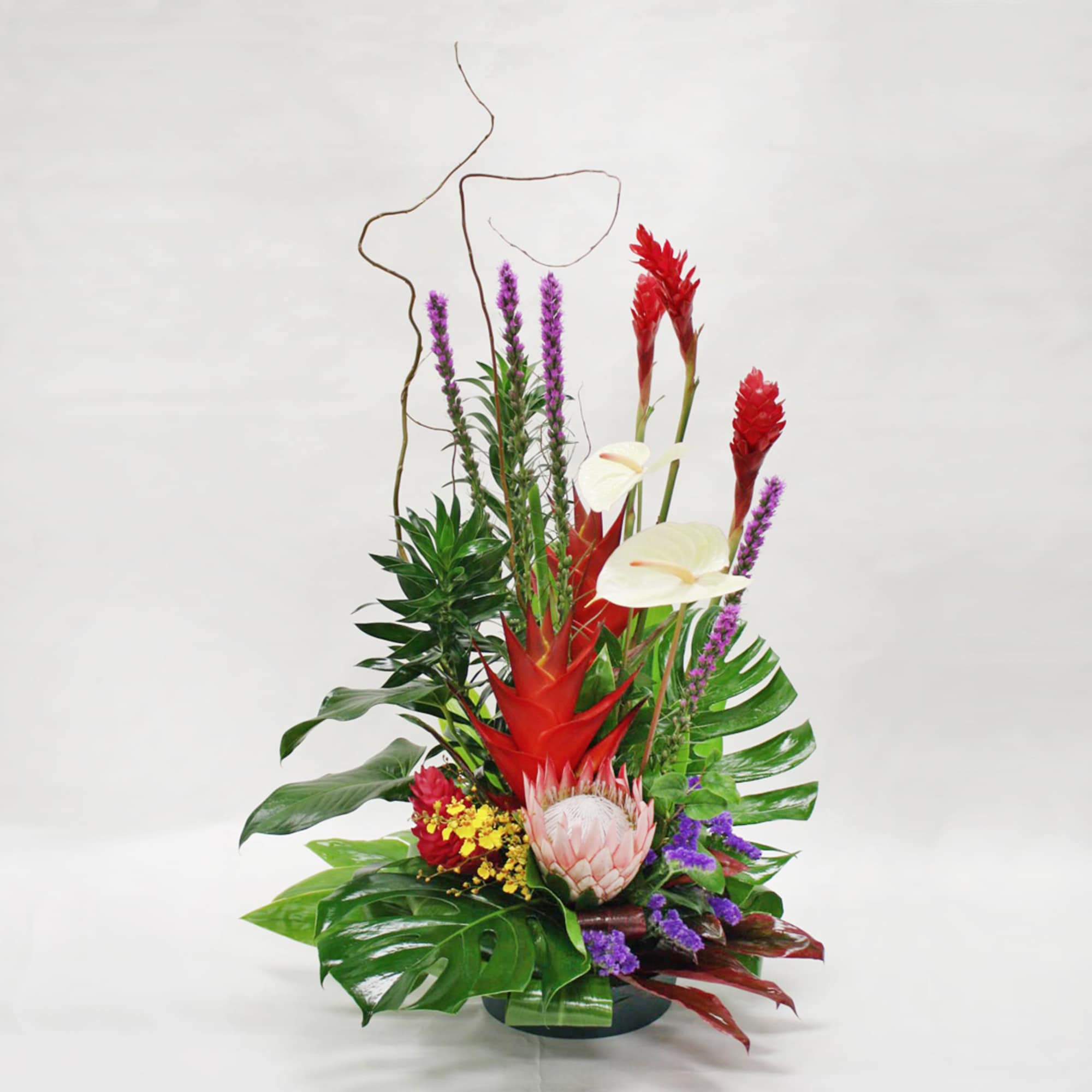 Spoil a special someone or convey heartfelt congratulations with our gorgeous grand