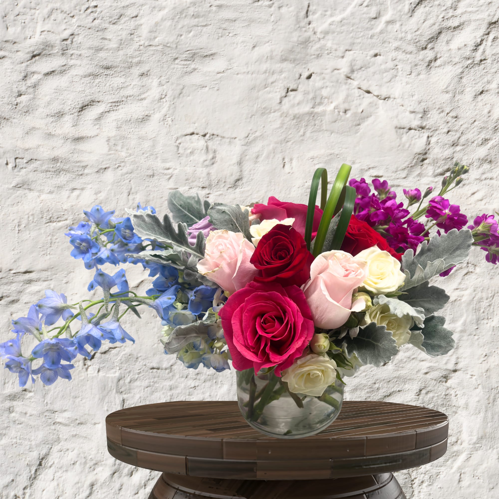 A Masterpiece of Color and Texture

Celebrate a love that is as unique