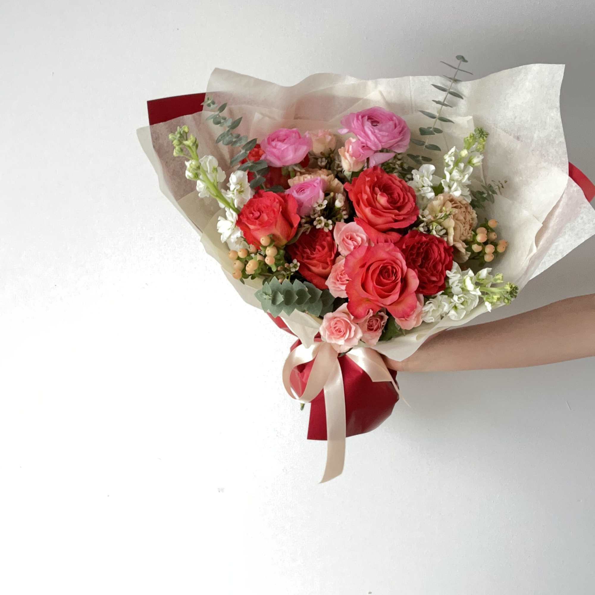 Please keep in kind that no arrangement can be made identical to