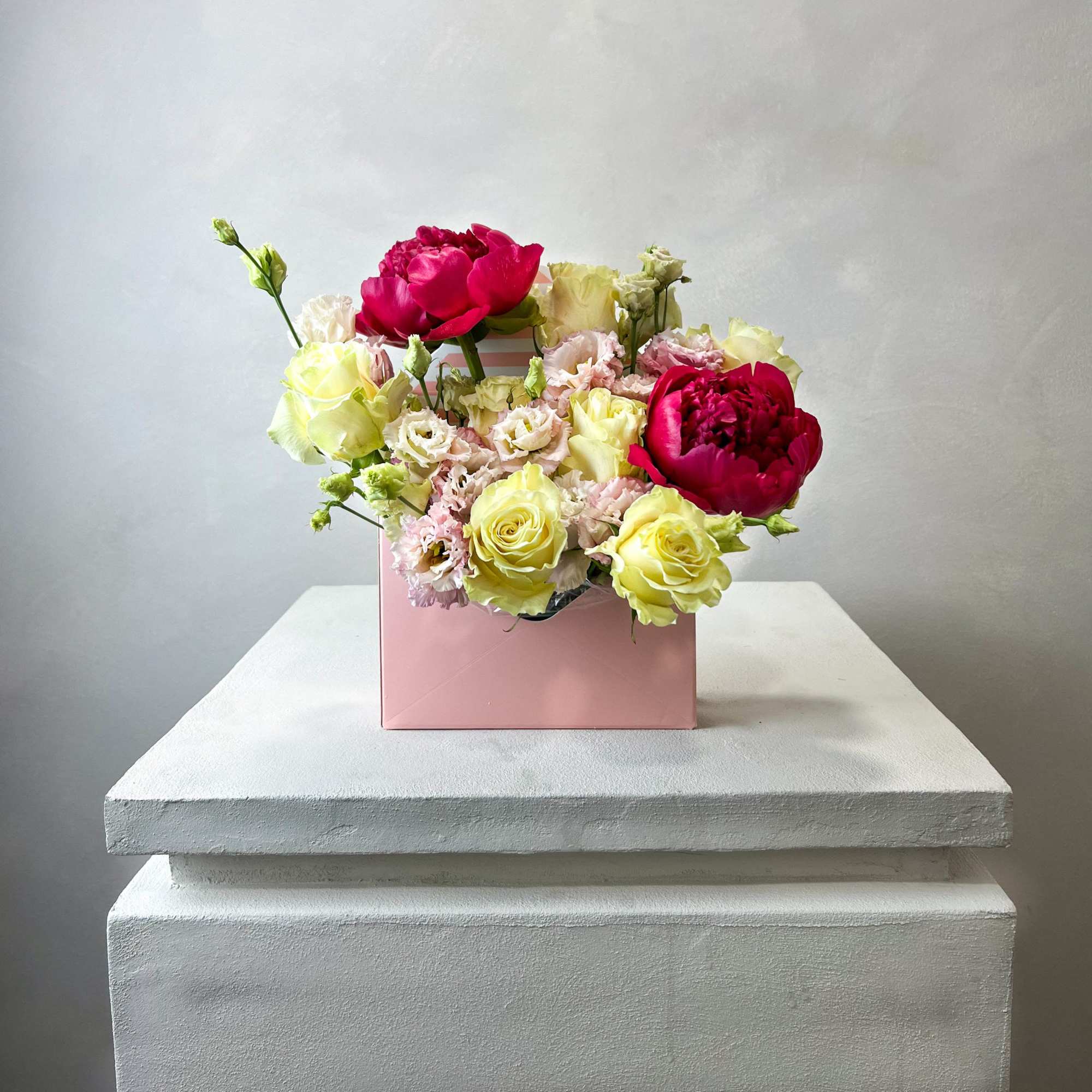 Elevate your flower gifting with our unique packaging option! We personally select