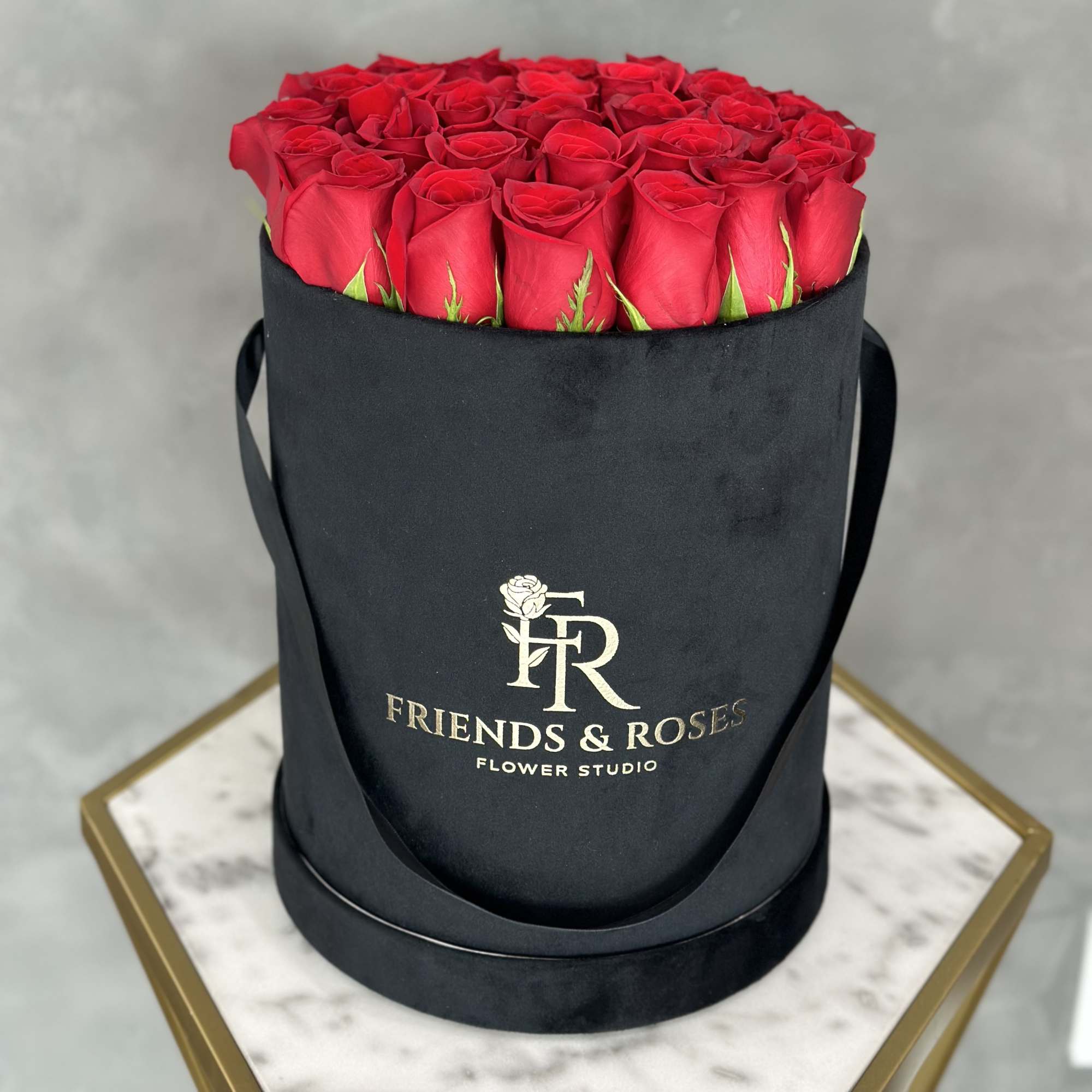 Red Roses In A Black Velvet Box perfect gift for Valentines Day
20-25
