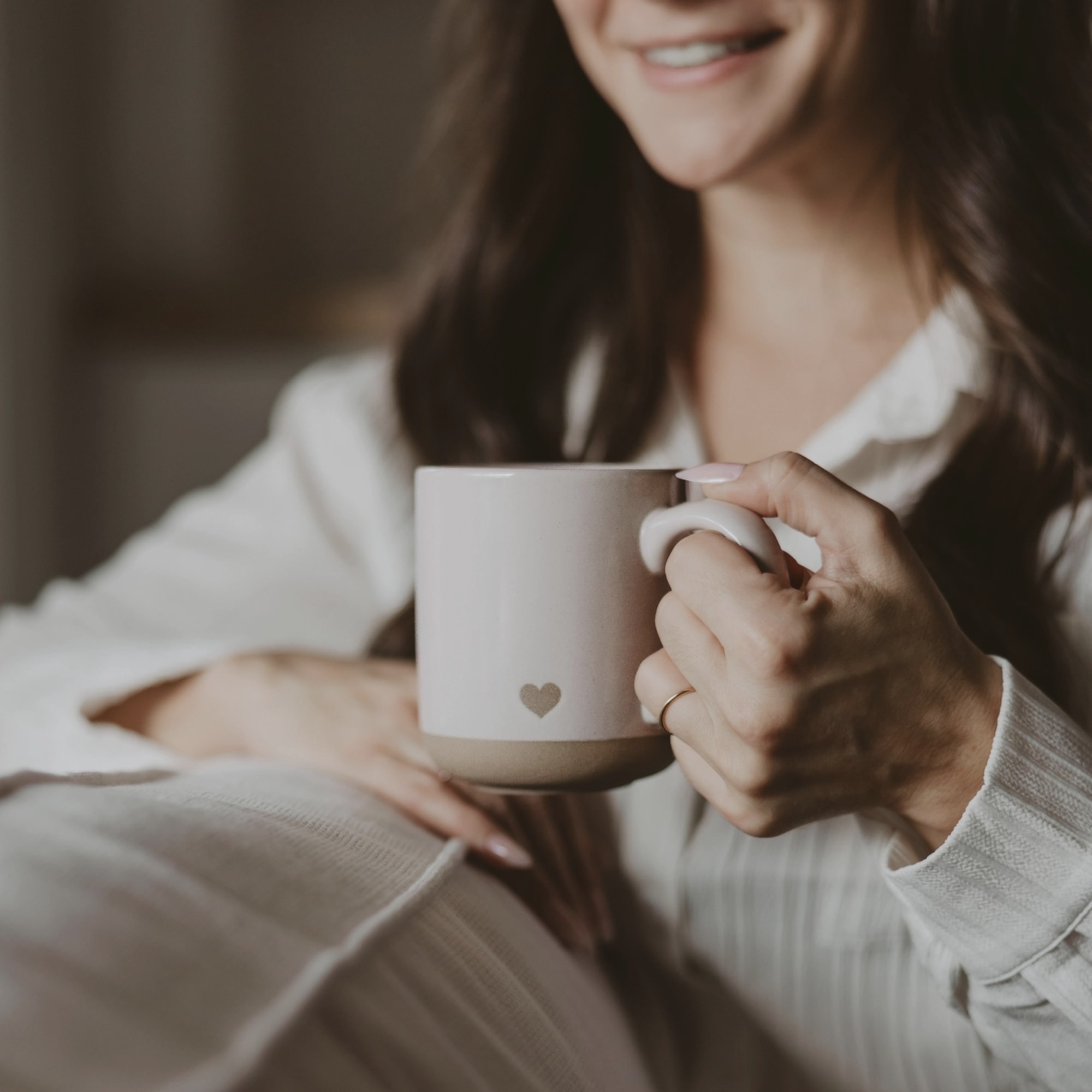 Perfect for everyday use or as a thoughtful gift for Valentine&rsquo;s Day