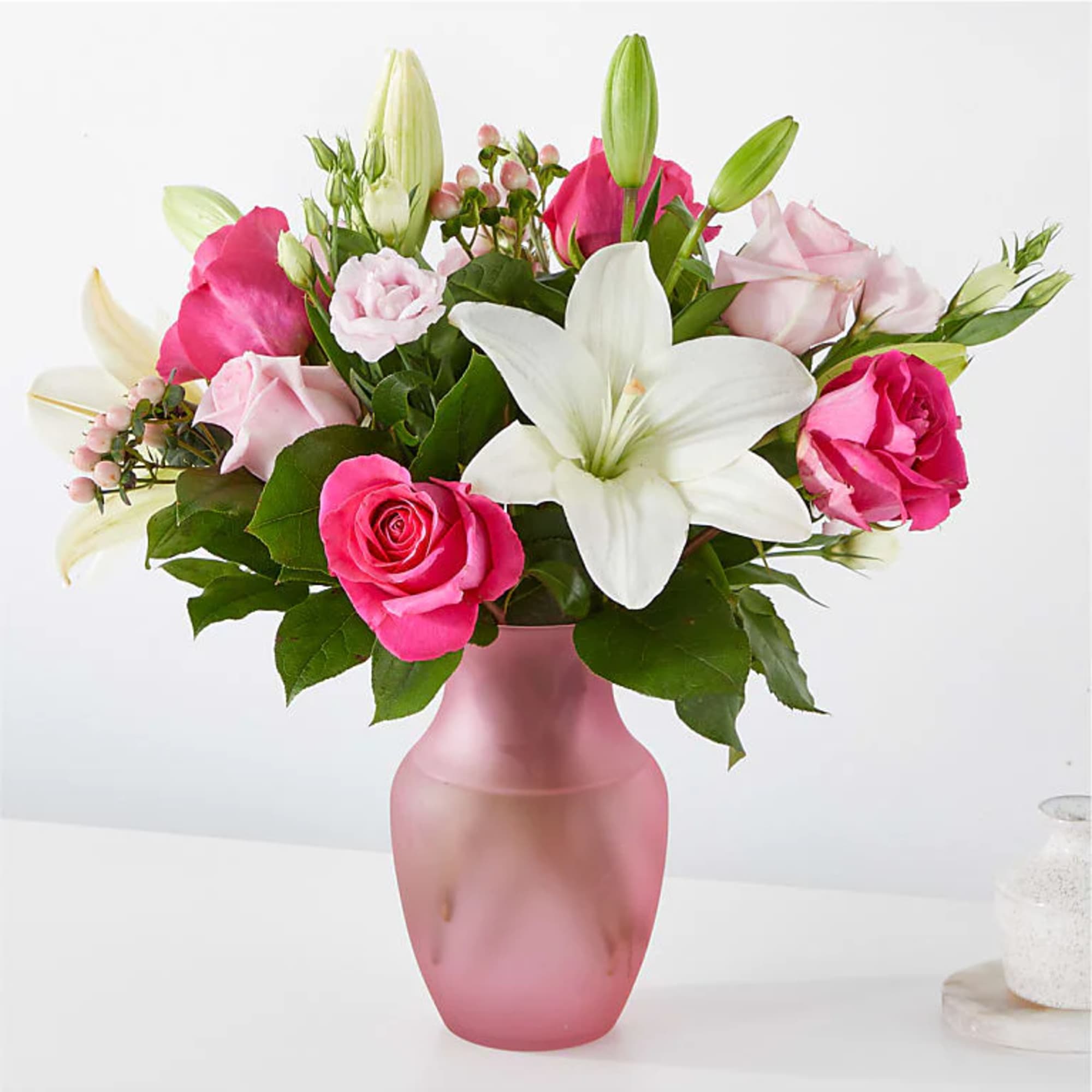 MADE ME BLUSH BOUQUET

Convey your heartfelt emotions with this delicate blend of
