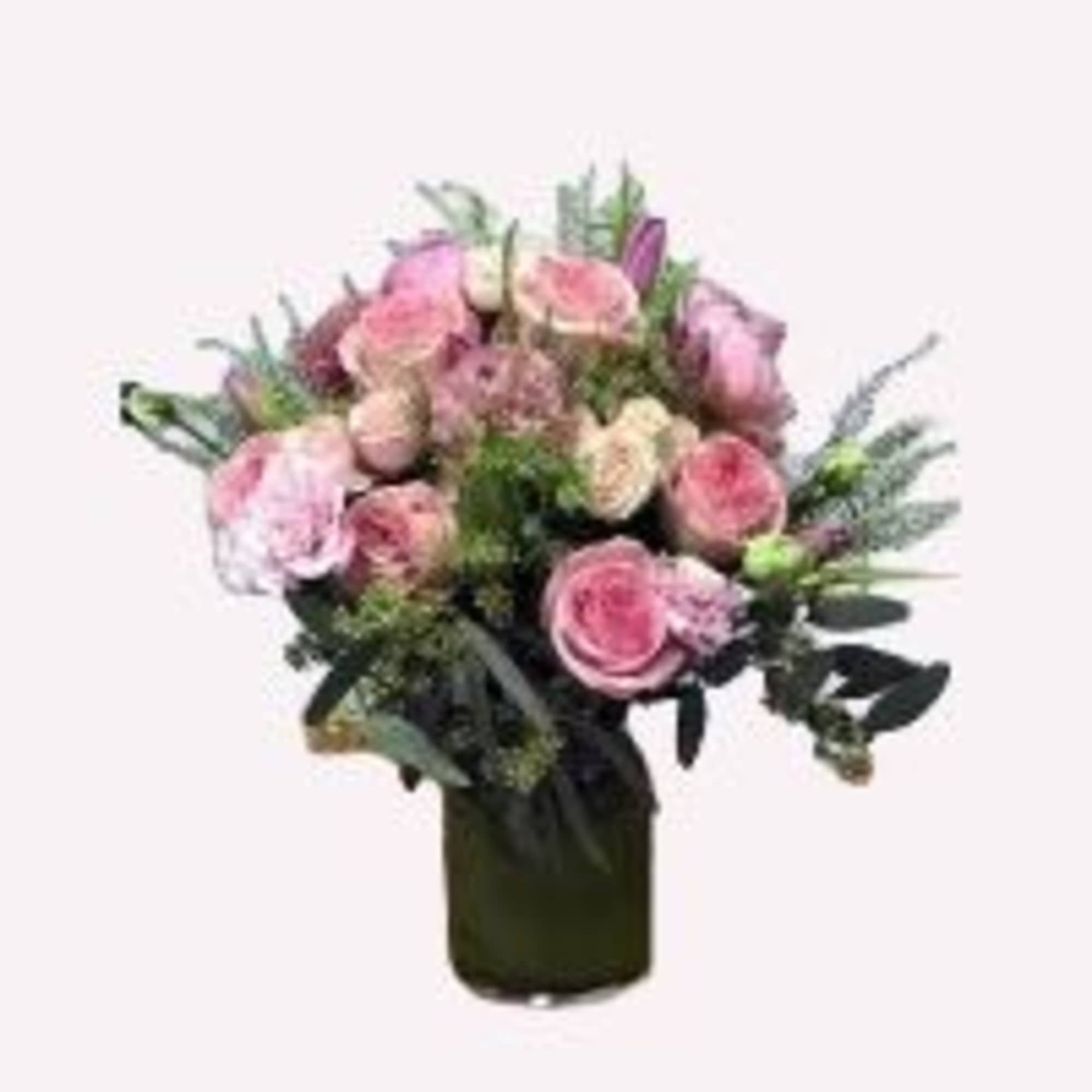 A feminine and friendly composition to make her blush! Various light tones