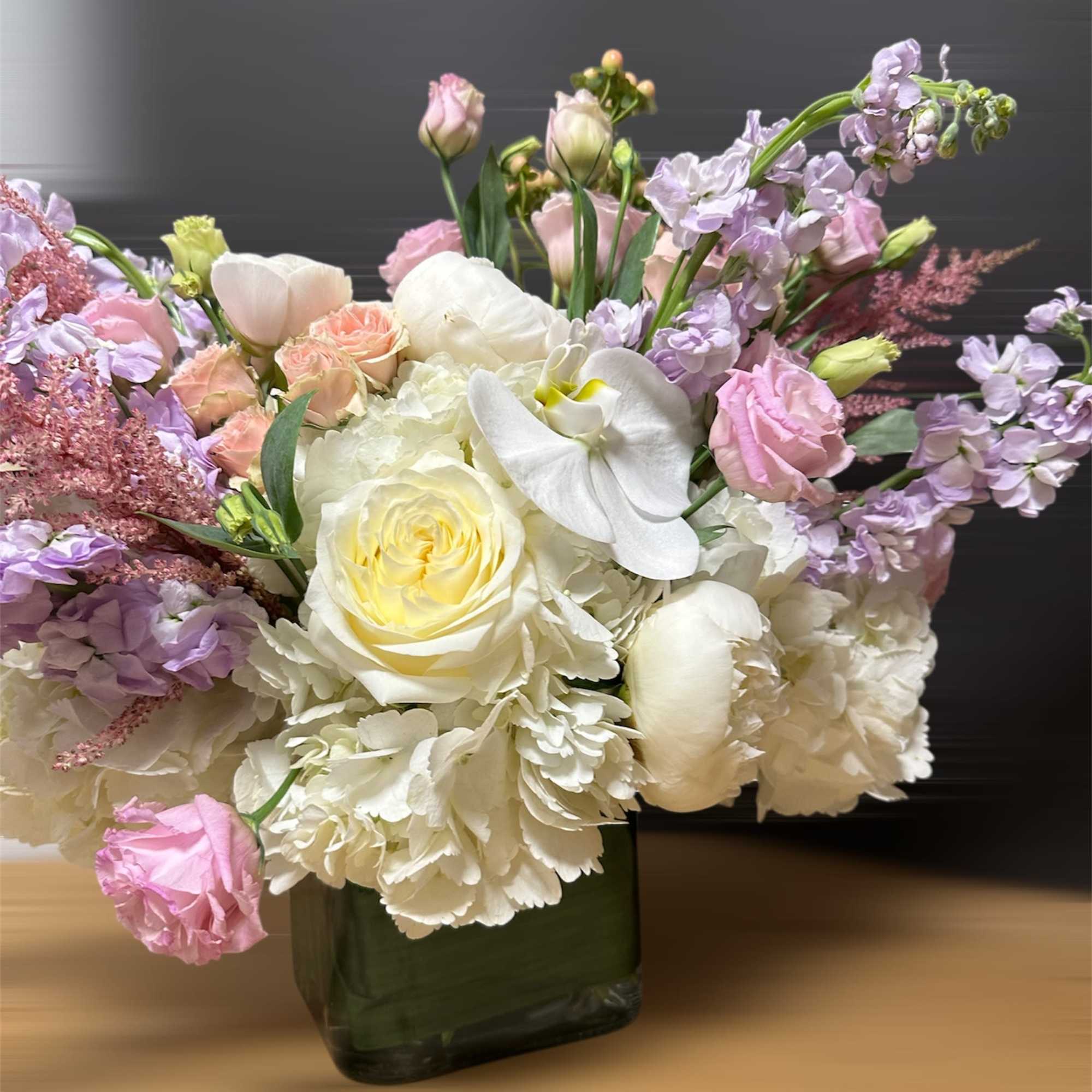 A mix of pastel colors, an ideal gift for the most special
