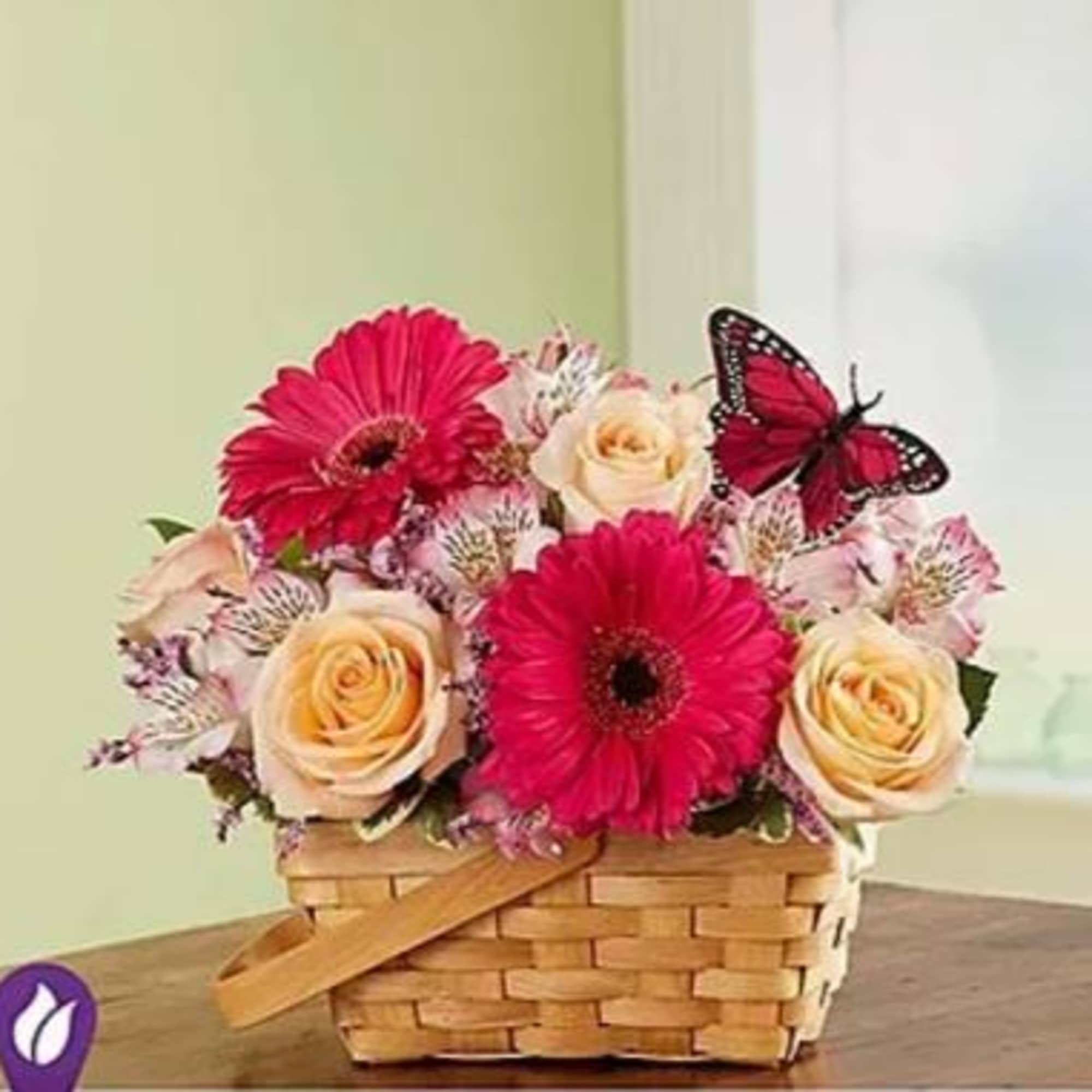 Thoughts of warm spring days inspired floral designer Wendell Cook from 1-800-Flowers