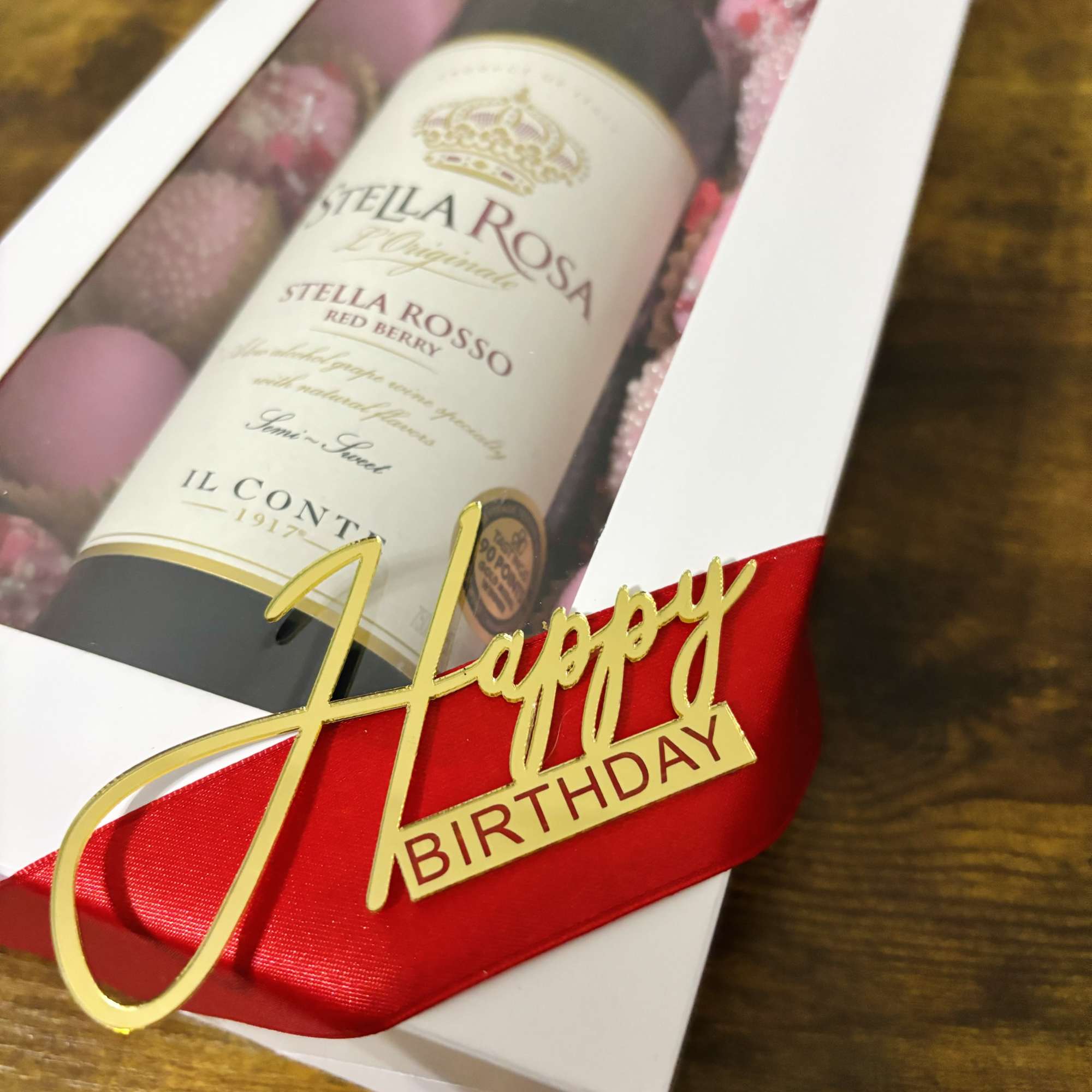 Wine box with 8 roses &amp; 12 chocolate covered strawberries