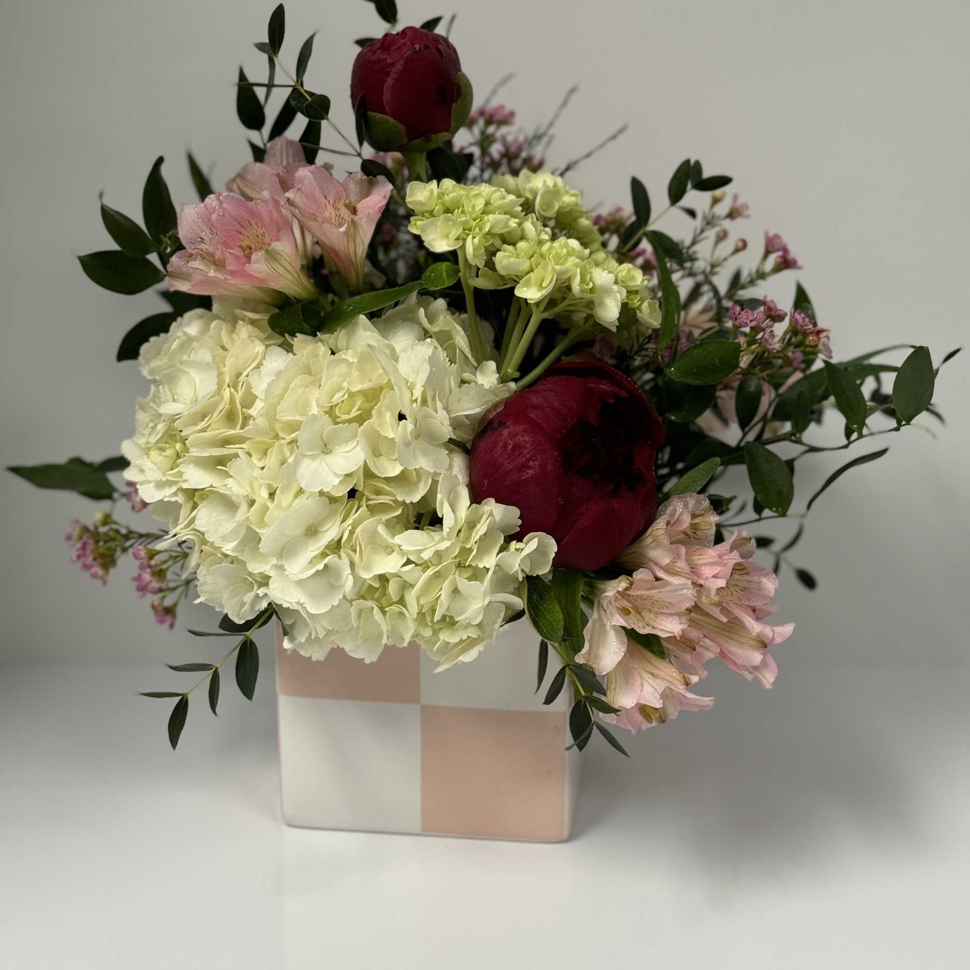 Pink &amp; White checkered trendy square vase with Hydrangeas, Spider Mums, Roses