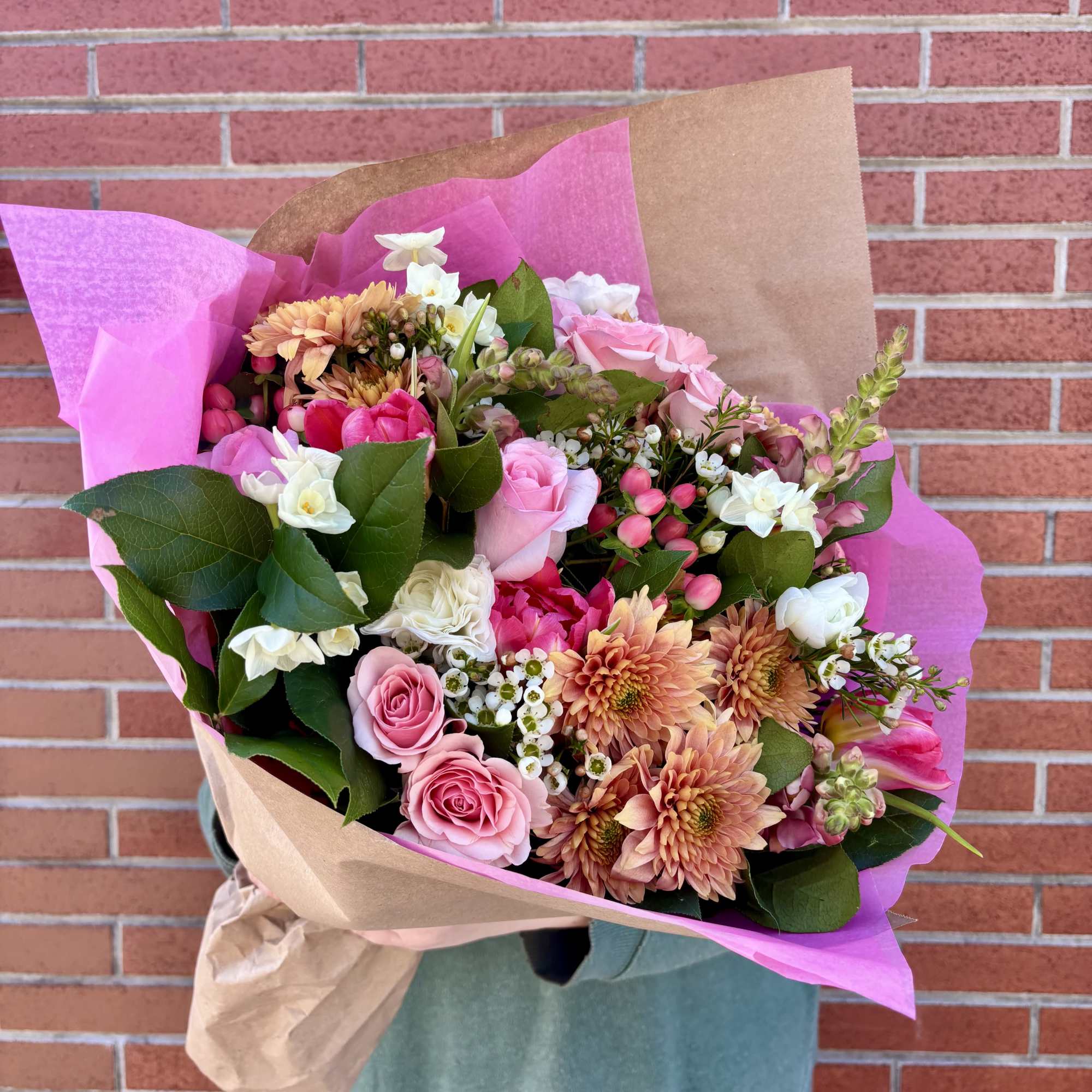 Always ordering flowers and want to see something new? Have enough vases