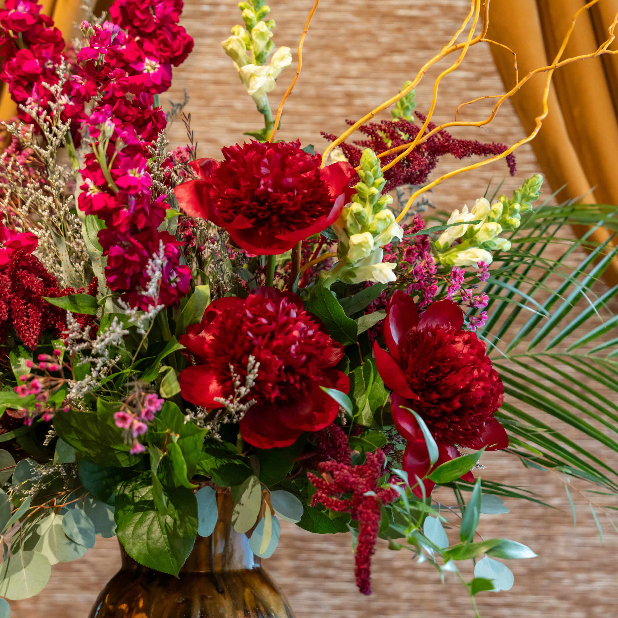 Step into timeless elegance with Florence After Midnight, a moody, dramatic arrangement