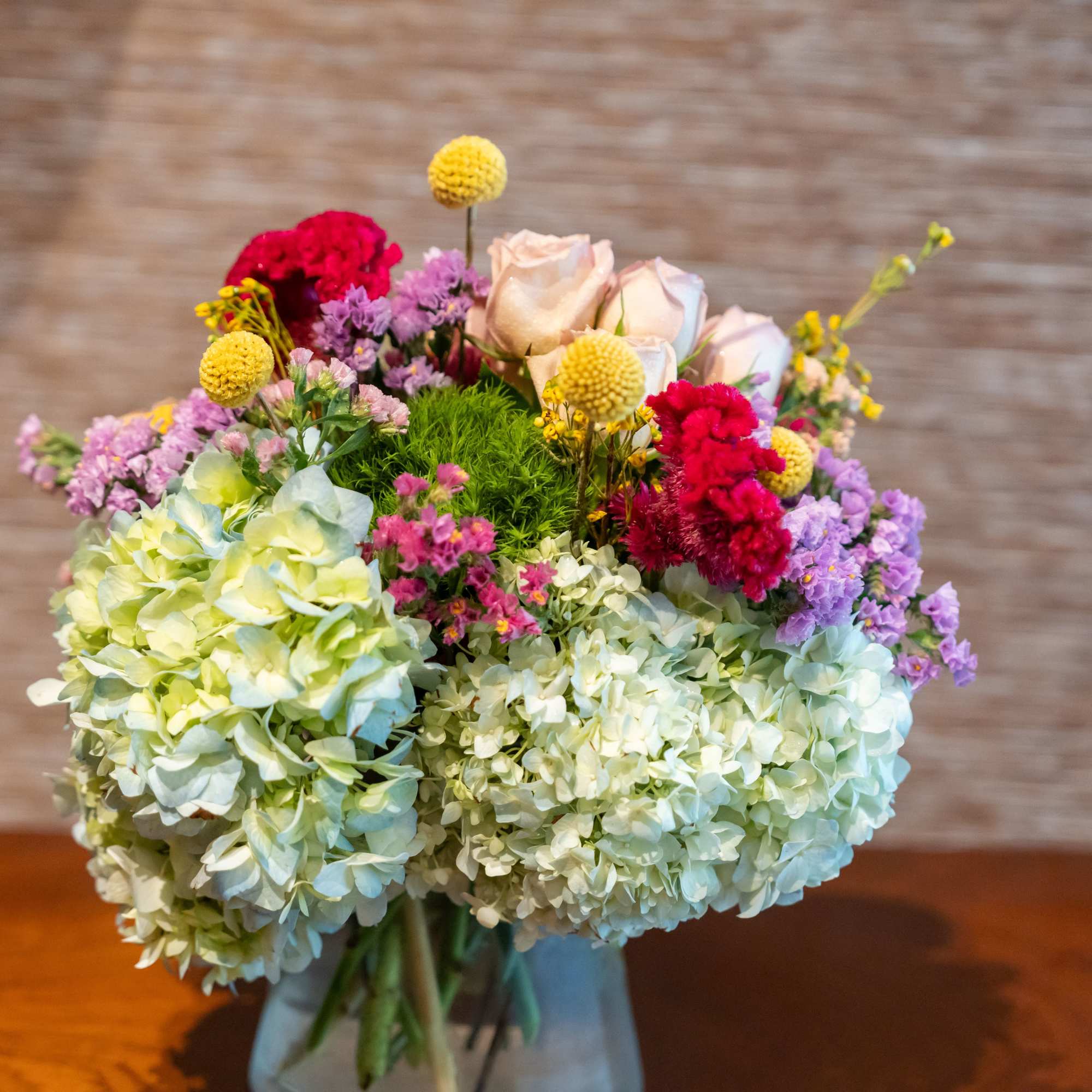 Get ready to feast your eyes on a floral extravaganza that's sweeter