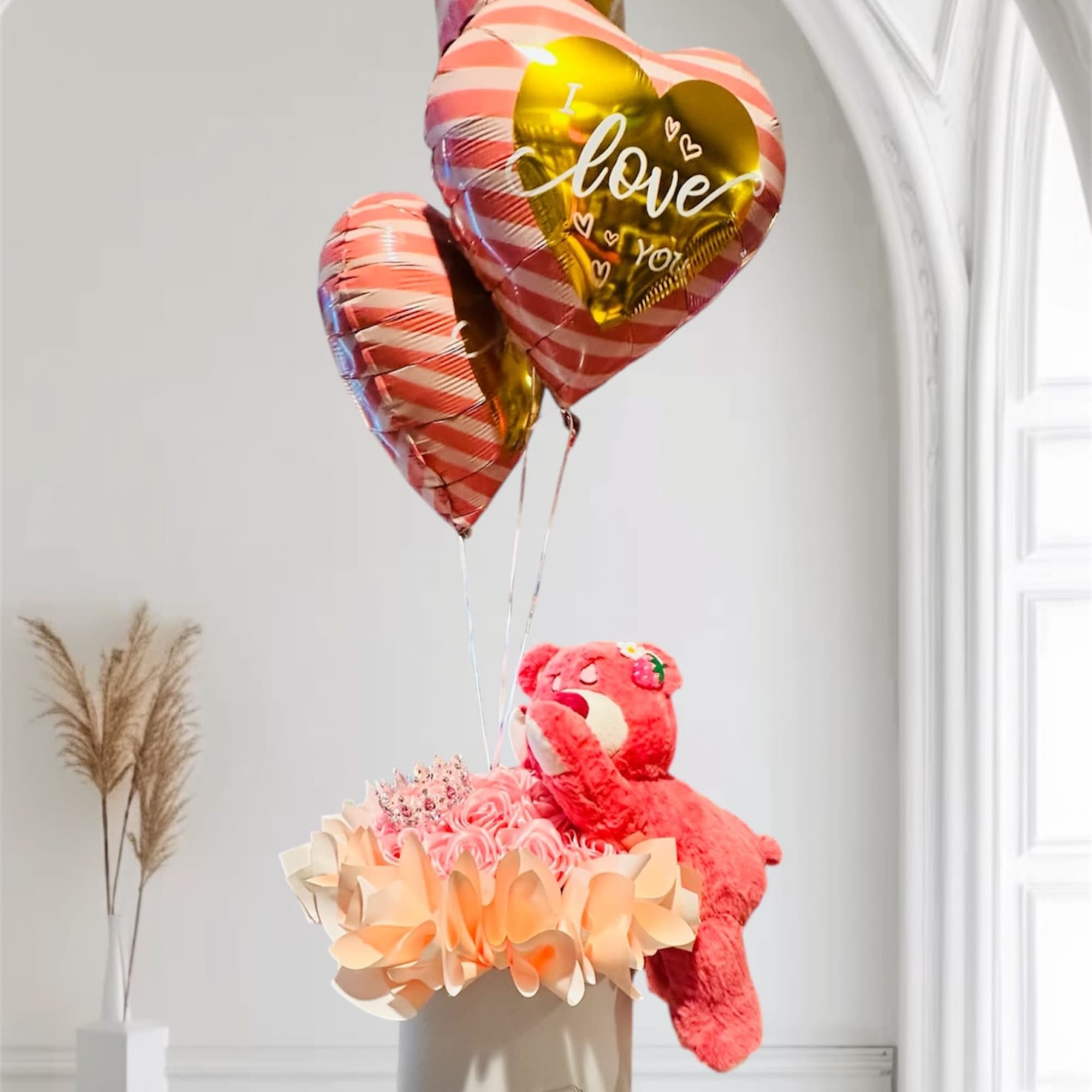 Beautiful box with eternal ribbon roses, with Lotso plush, balloons and crown