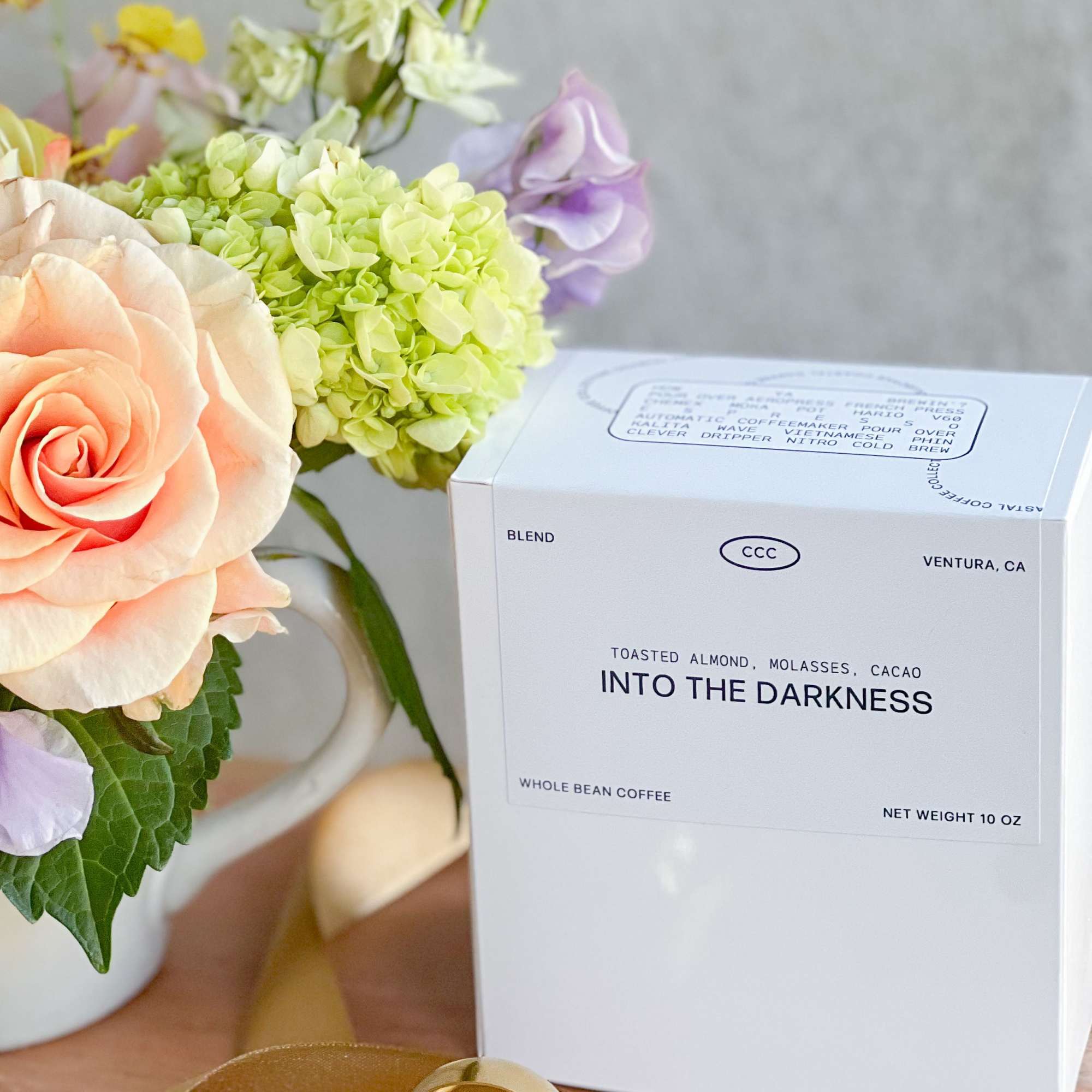 Give the gift of Flowers and Coffee! 
This gift set includes: A