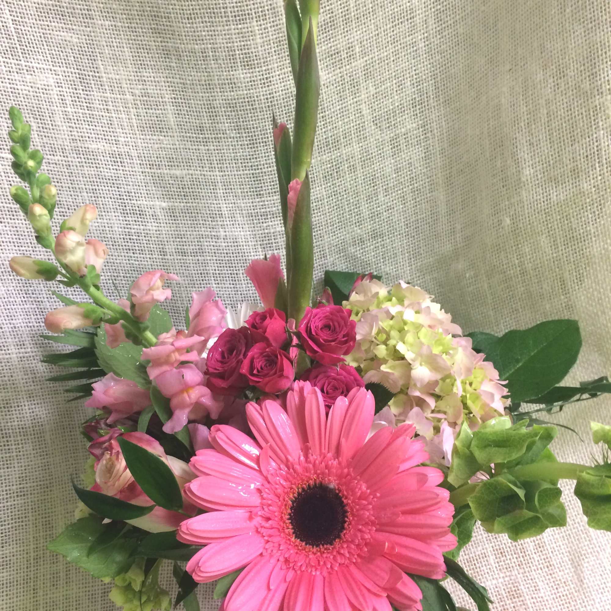 One of our best loved arrangements, these soft and subtle shades of