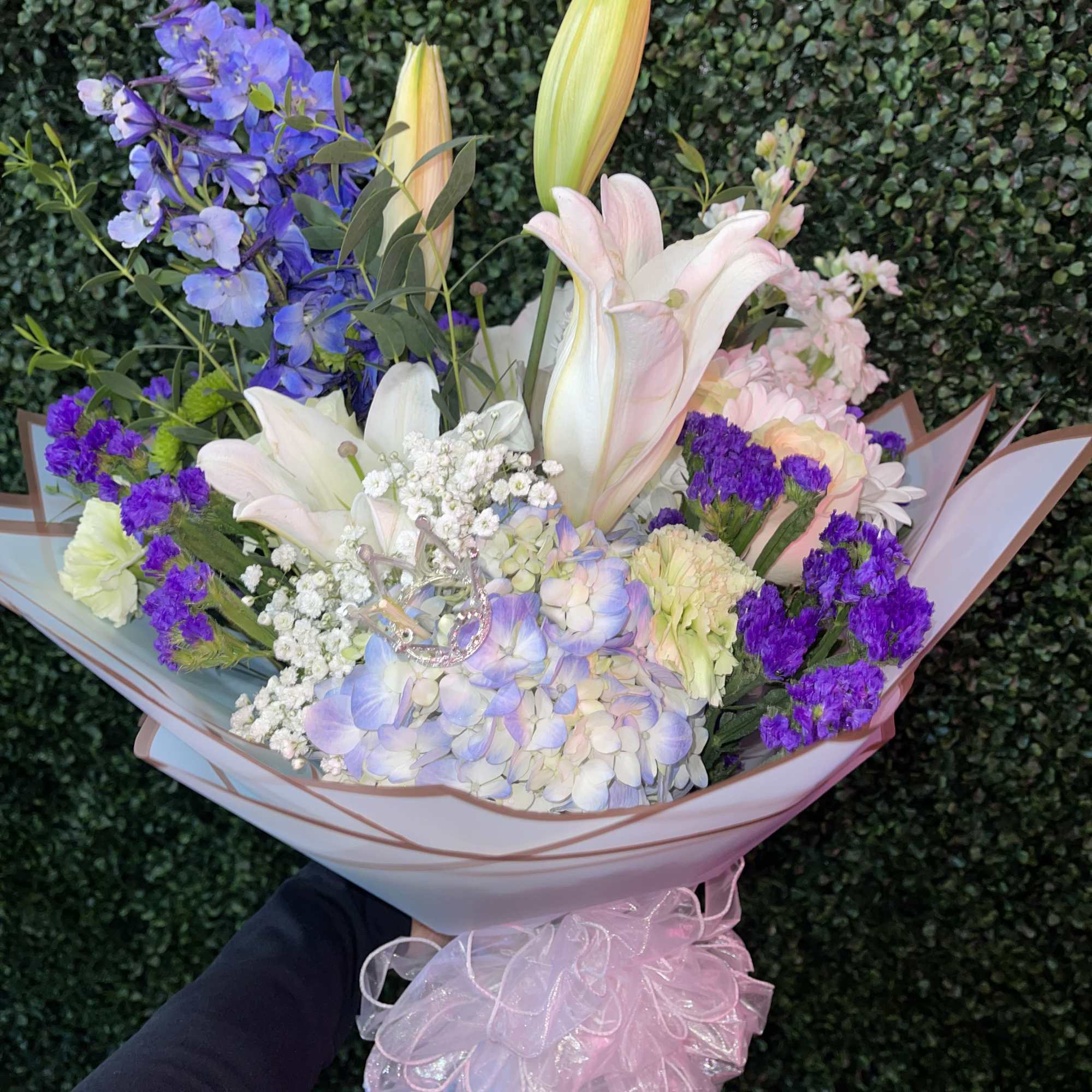 Designer's Choice - Wrapped Bouquet 

&middot;      