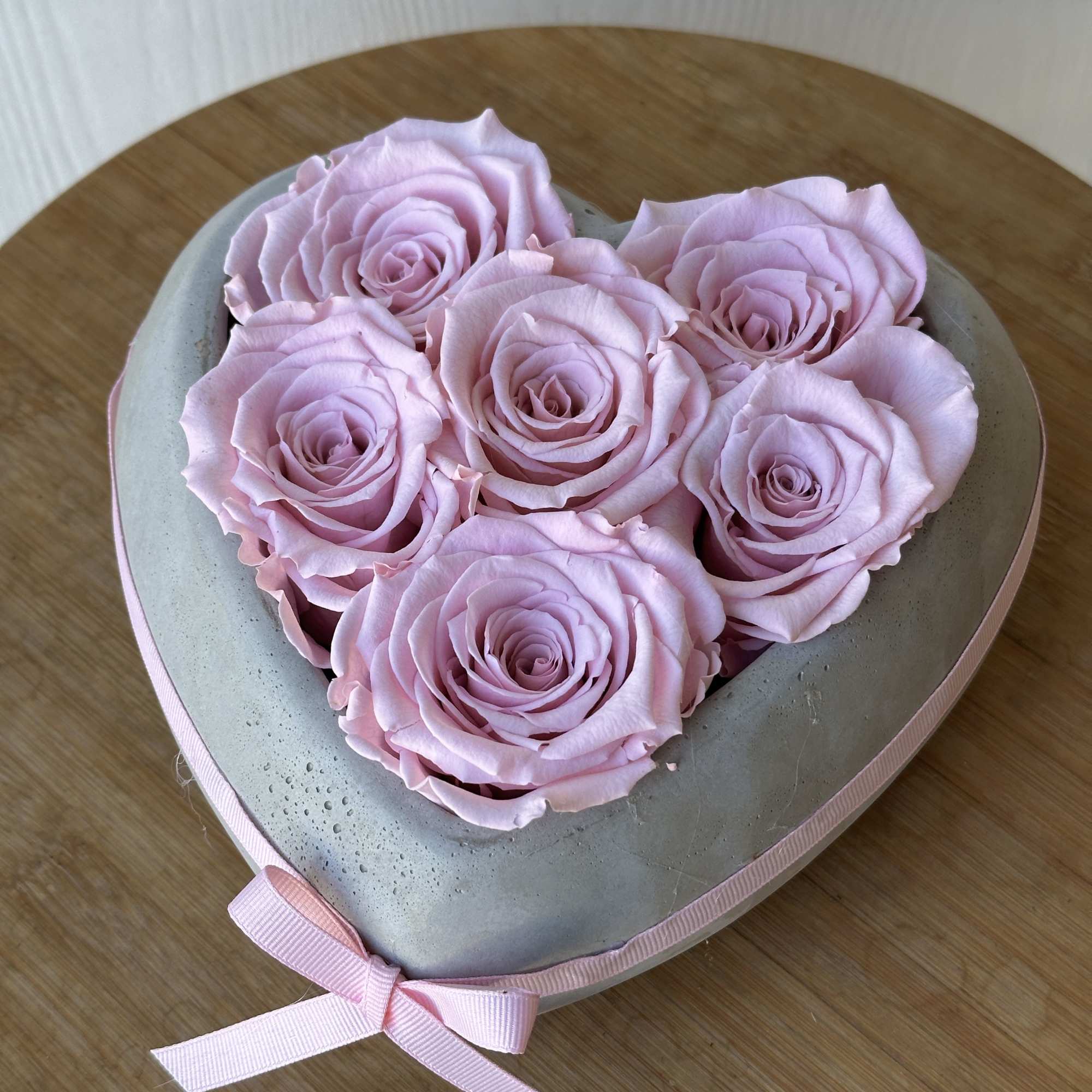 Celebrate everlasting love with our Valentine&rsquo;s Day preserved rose arrangement, beautifully presented
