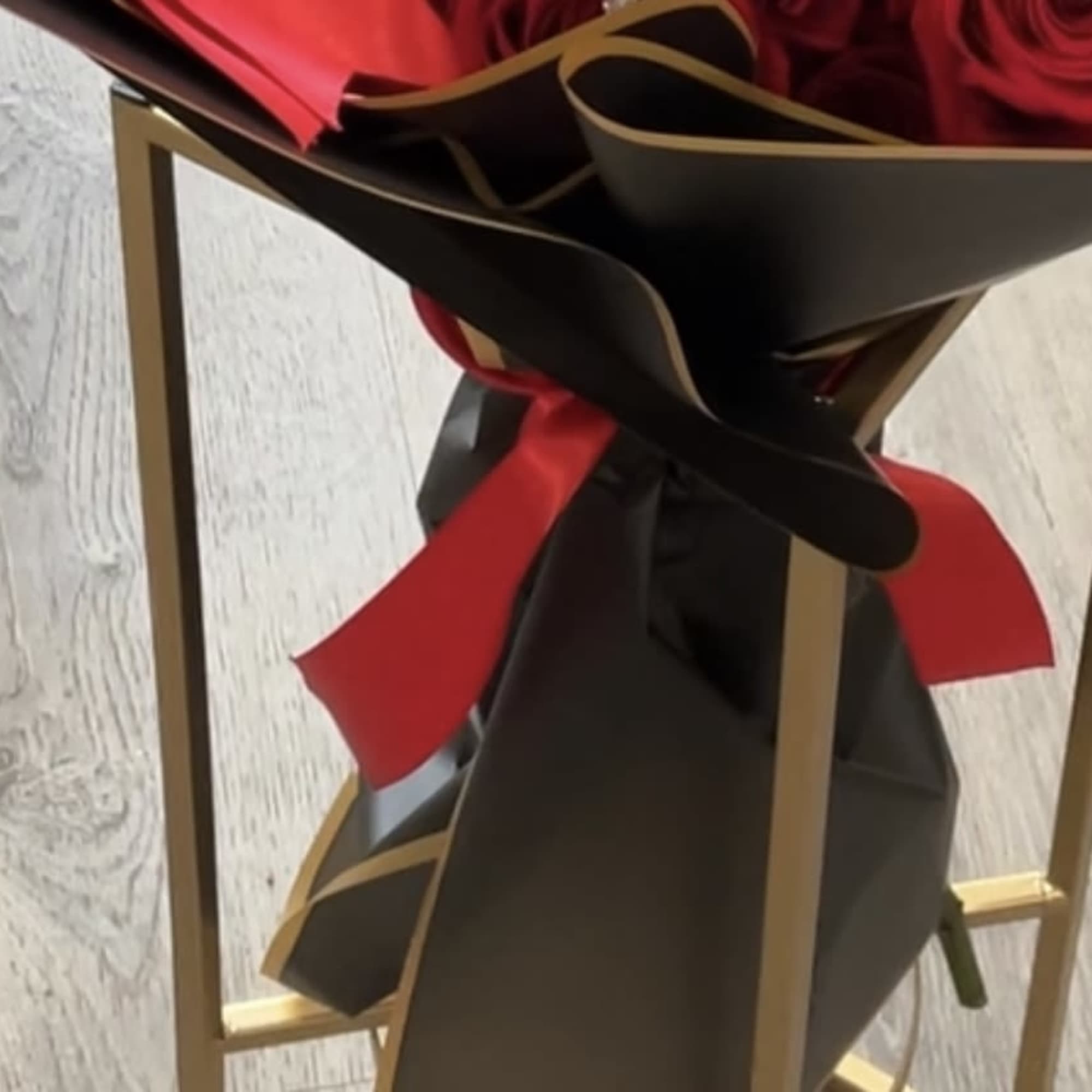 Available in different sizes Standard 50 stems of roses ,Deluxe 100 stems