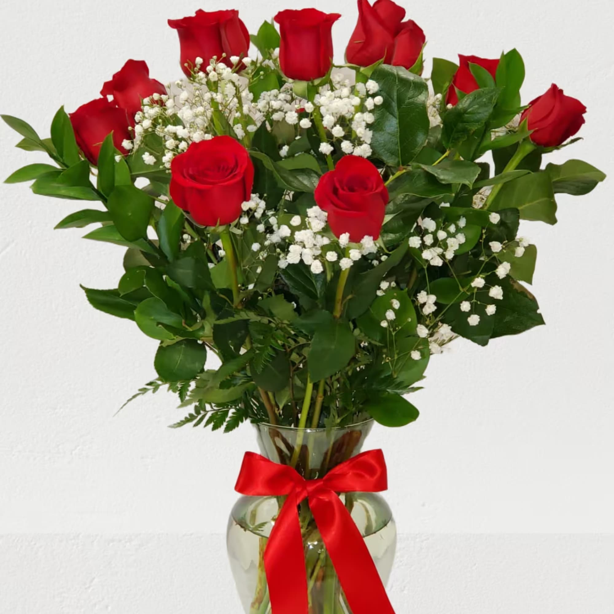 Red Rose's in a vase always make someone happy they came in