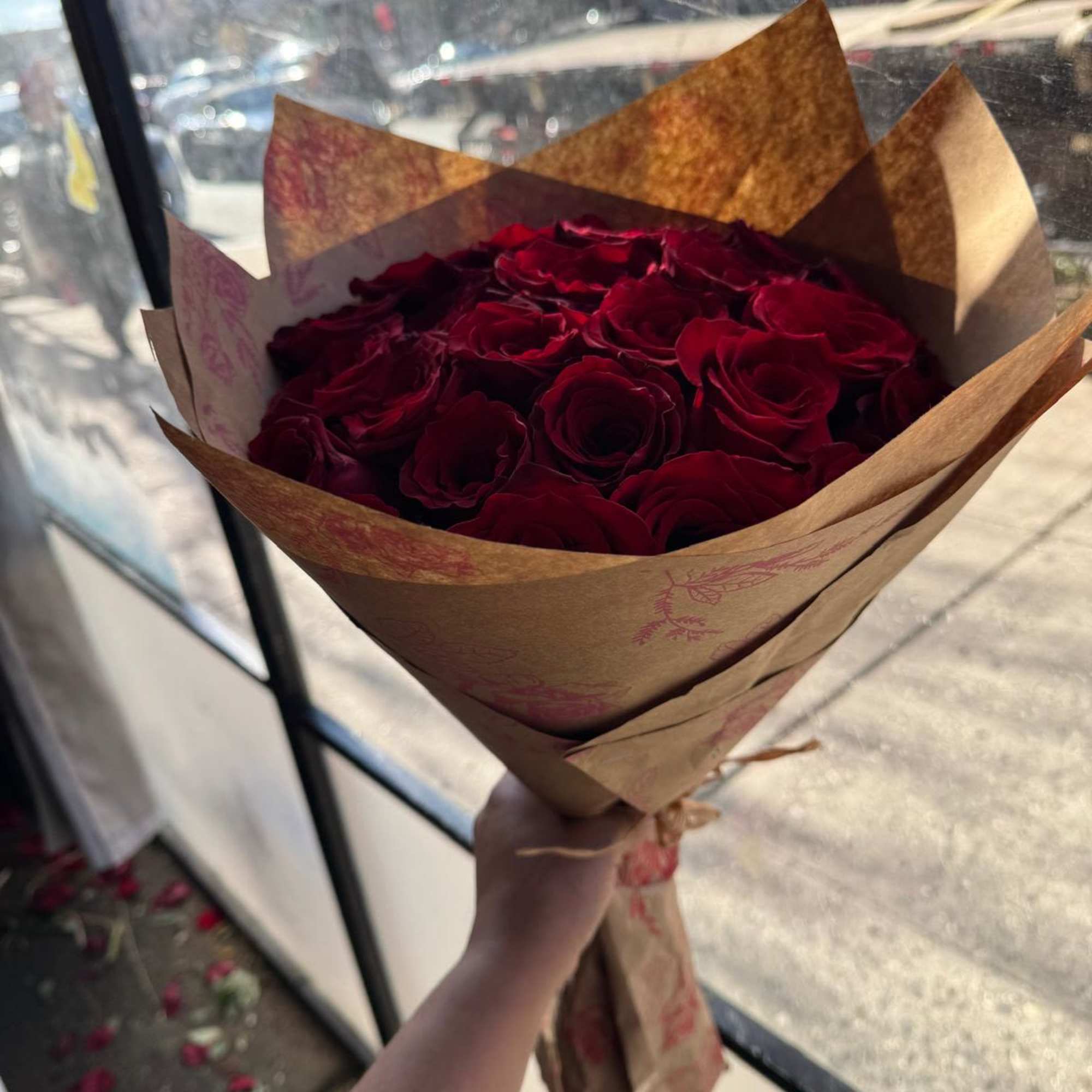 A stunning bouquet of 35 red roses. Colors of roses and Korean