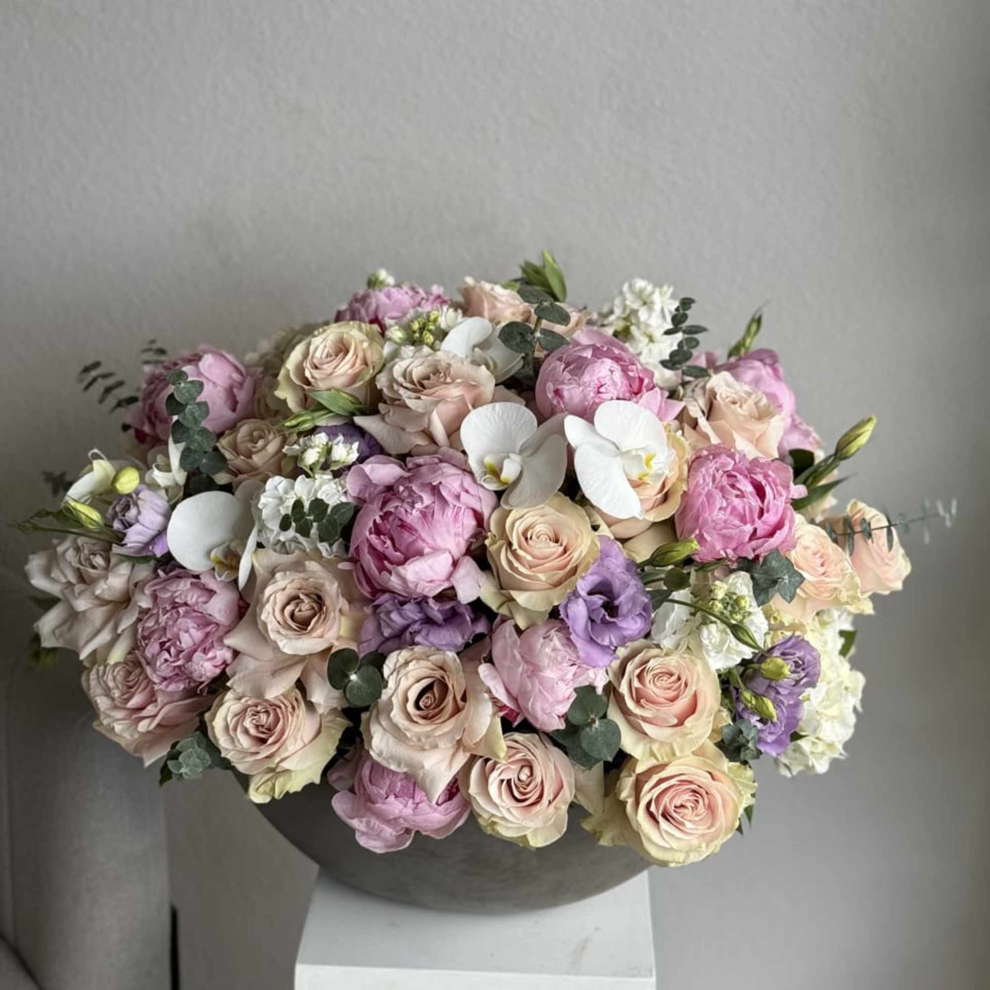 Celebrate life with this explosion of vibrant hues, a lively combination of